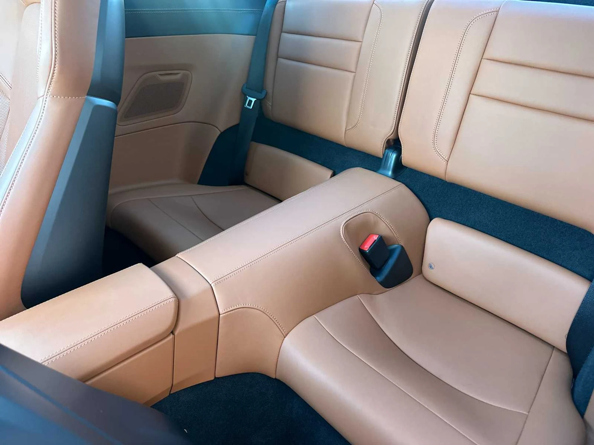 mph013_2578991644_f426206691b23c185c574bfda85cafecx_a7fbb827d7