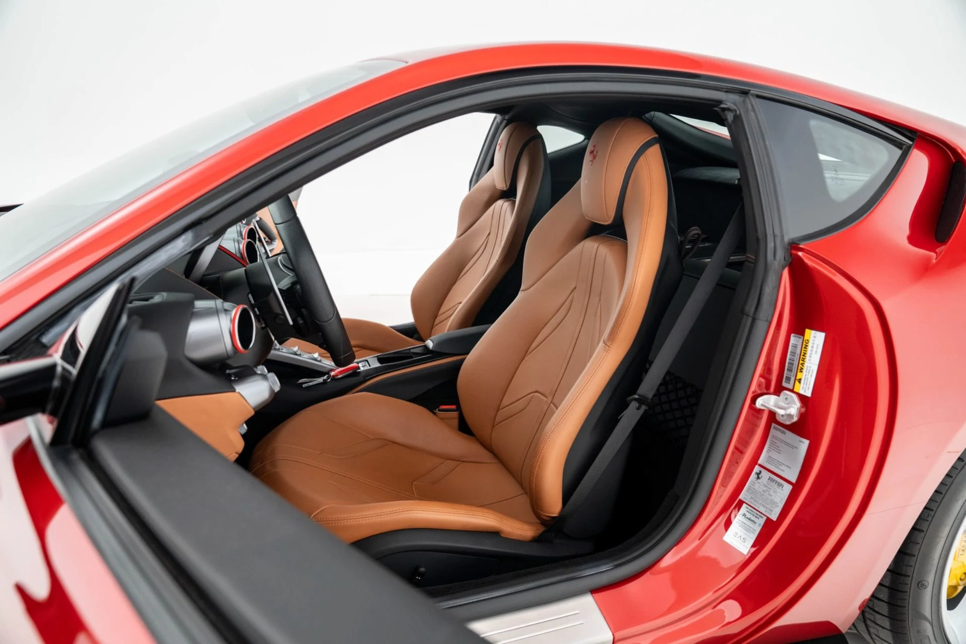 mph013_2582693300_Used_2019_Ferrari_812_Superfast_1774387527_37613c3c29