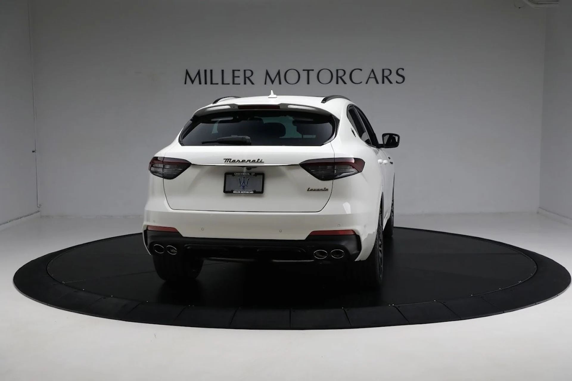 mph013_2586498441_New_2024_Maserati_Levante_Modena_Ultima_5f57df032e