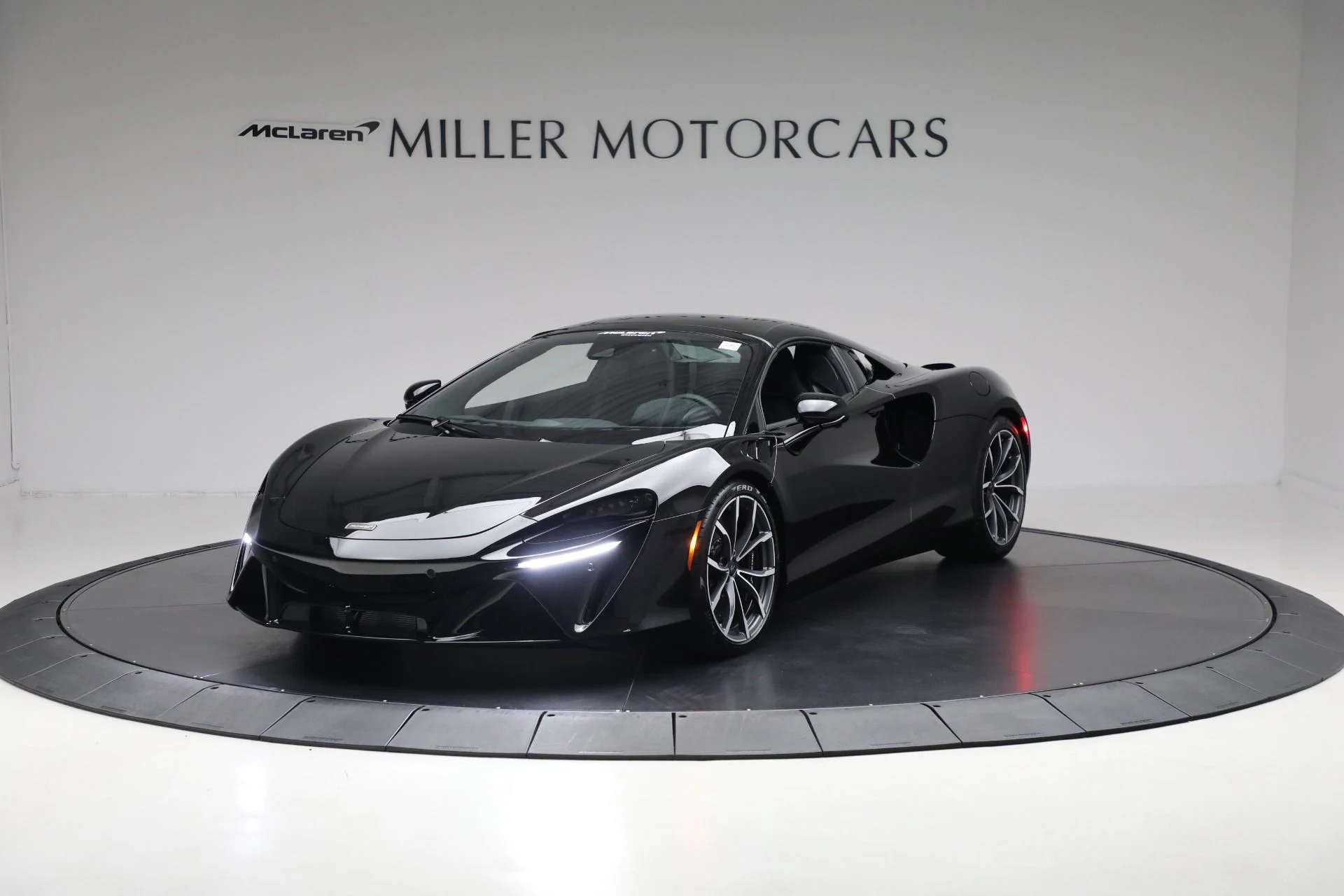 mph013_2587928794_New_2025_Mc_Laren_Artura_Spider_db8eec8e03