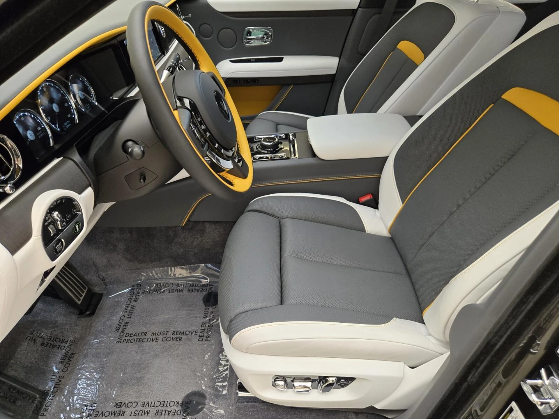mph013_2591725757_New_2024_Rolls_Royce_Ghost_1756185772_c615631351