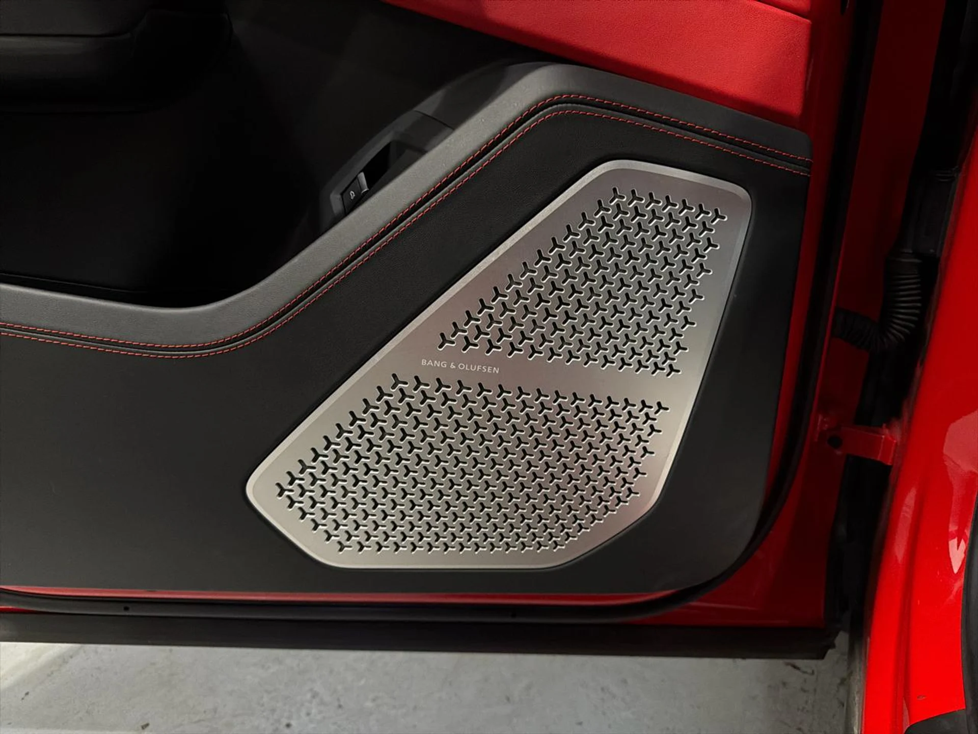 mph013_2599010303_639098615924005343_98a03474d4