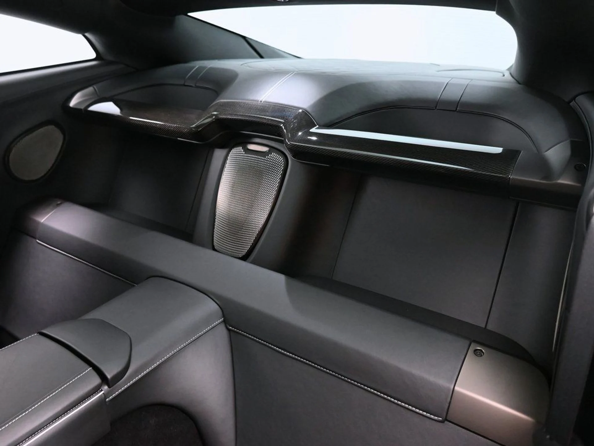 mph013_260028313_6de0c36b8801421f08acc83ddfe0b077_2640aaea1b