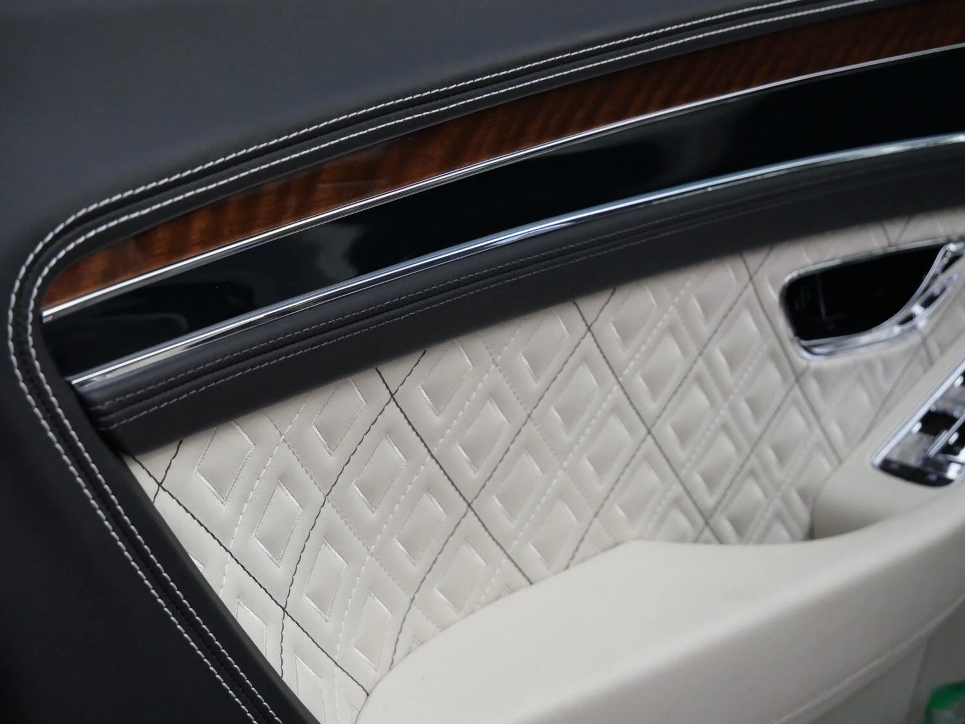 mph013_2601768611_46da3de989b6ebea8bfc42a0944a79e3x_0cf89950b3