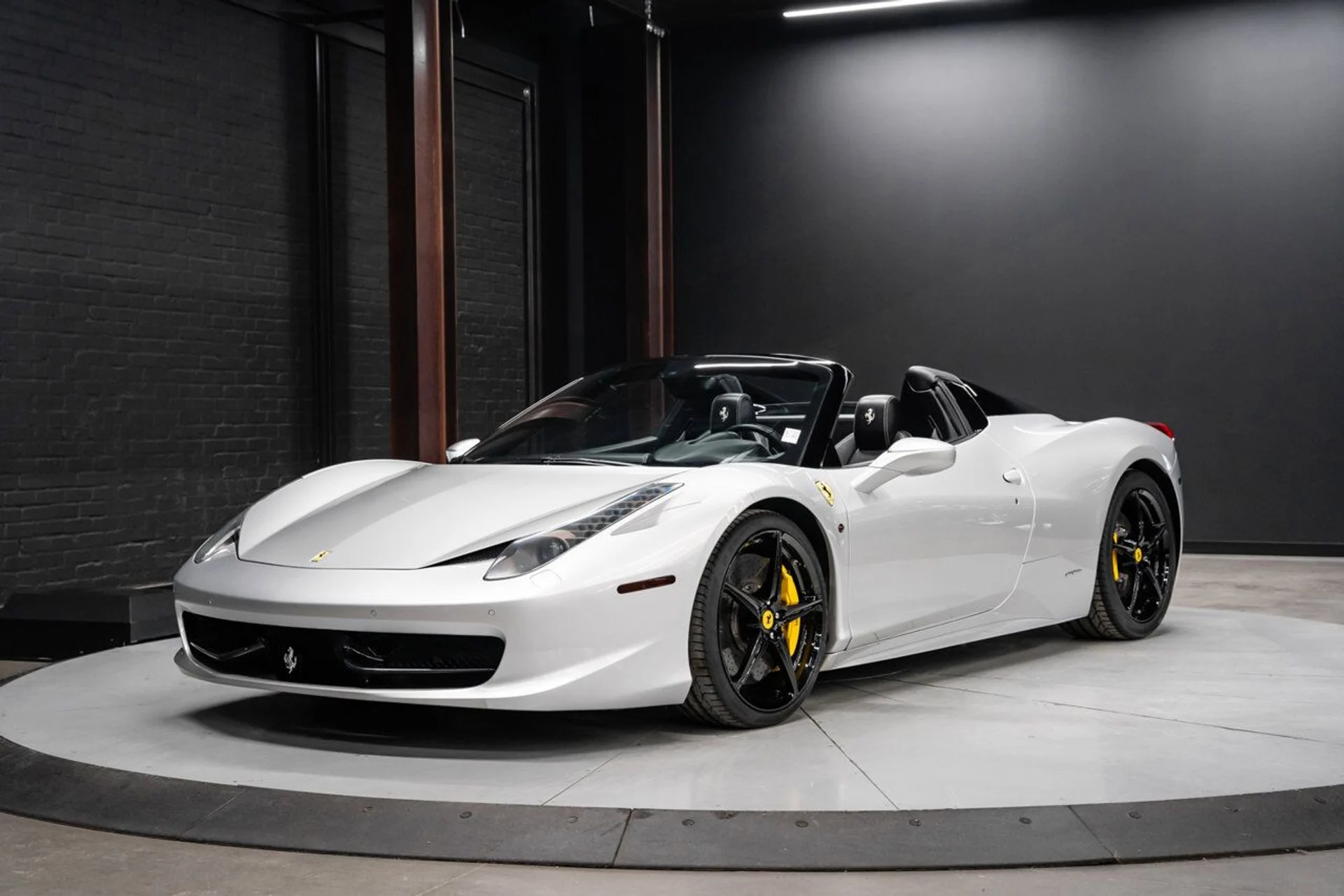 mph013_2607606735_ferrari_458_italia_2013_1beef311b6