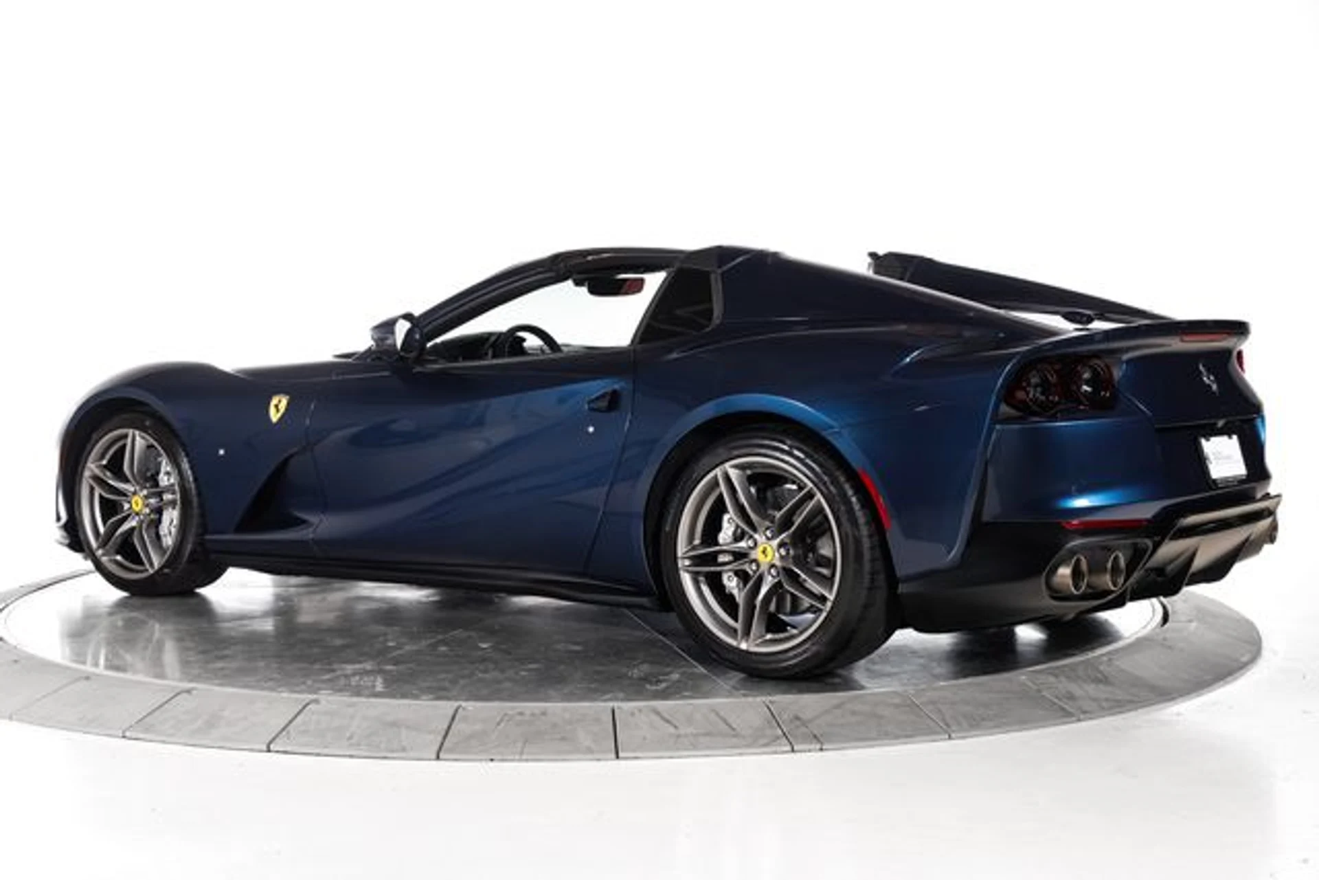 mph013_2613061976_584b3d084926b883b9d5ddf6d07fc062x_f19d5bfd61