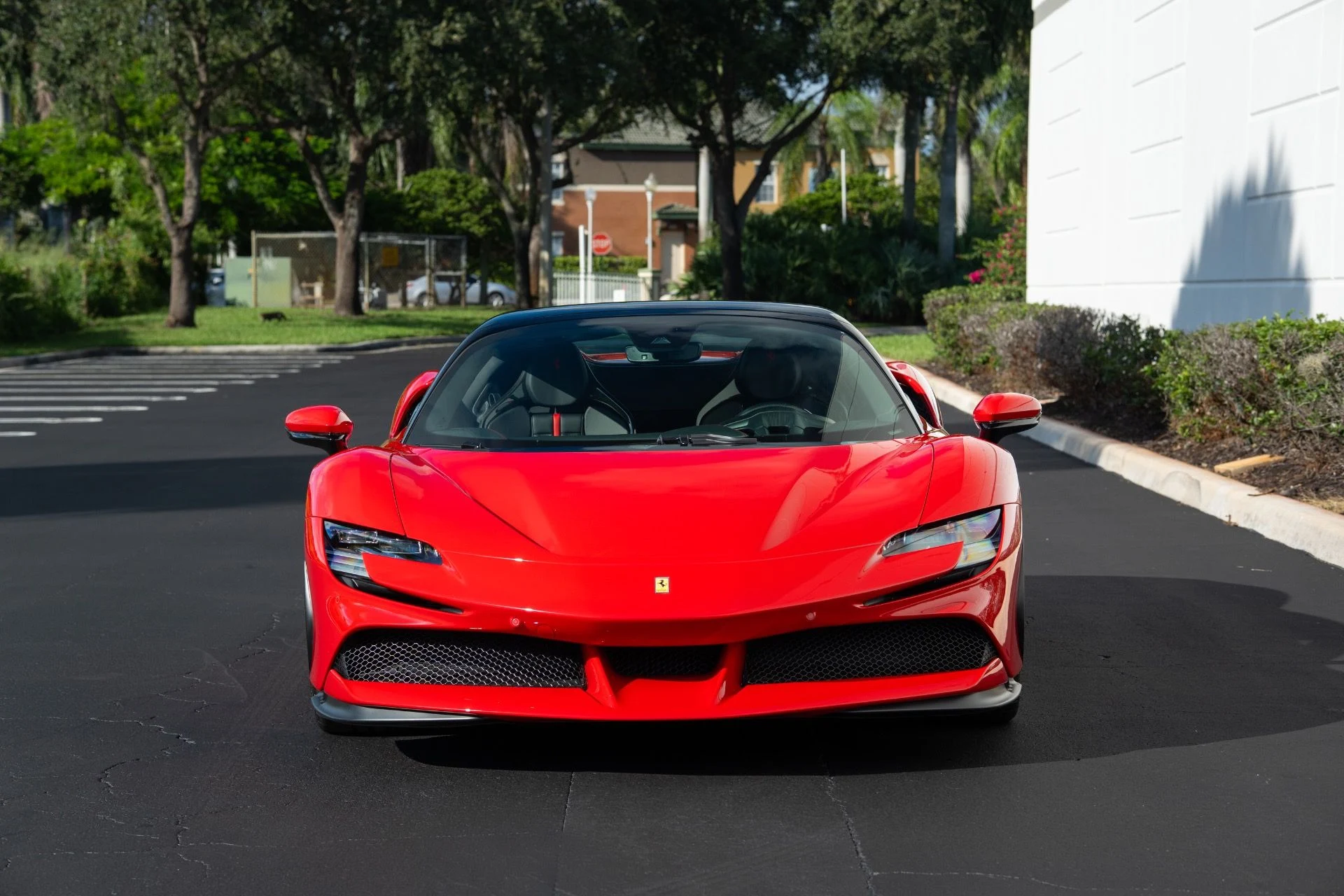 mph013_2620957399_Used_2024_Ferrari_SF_90_Spider_1759287826_7804532734