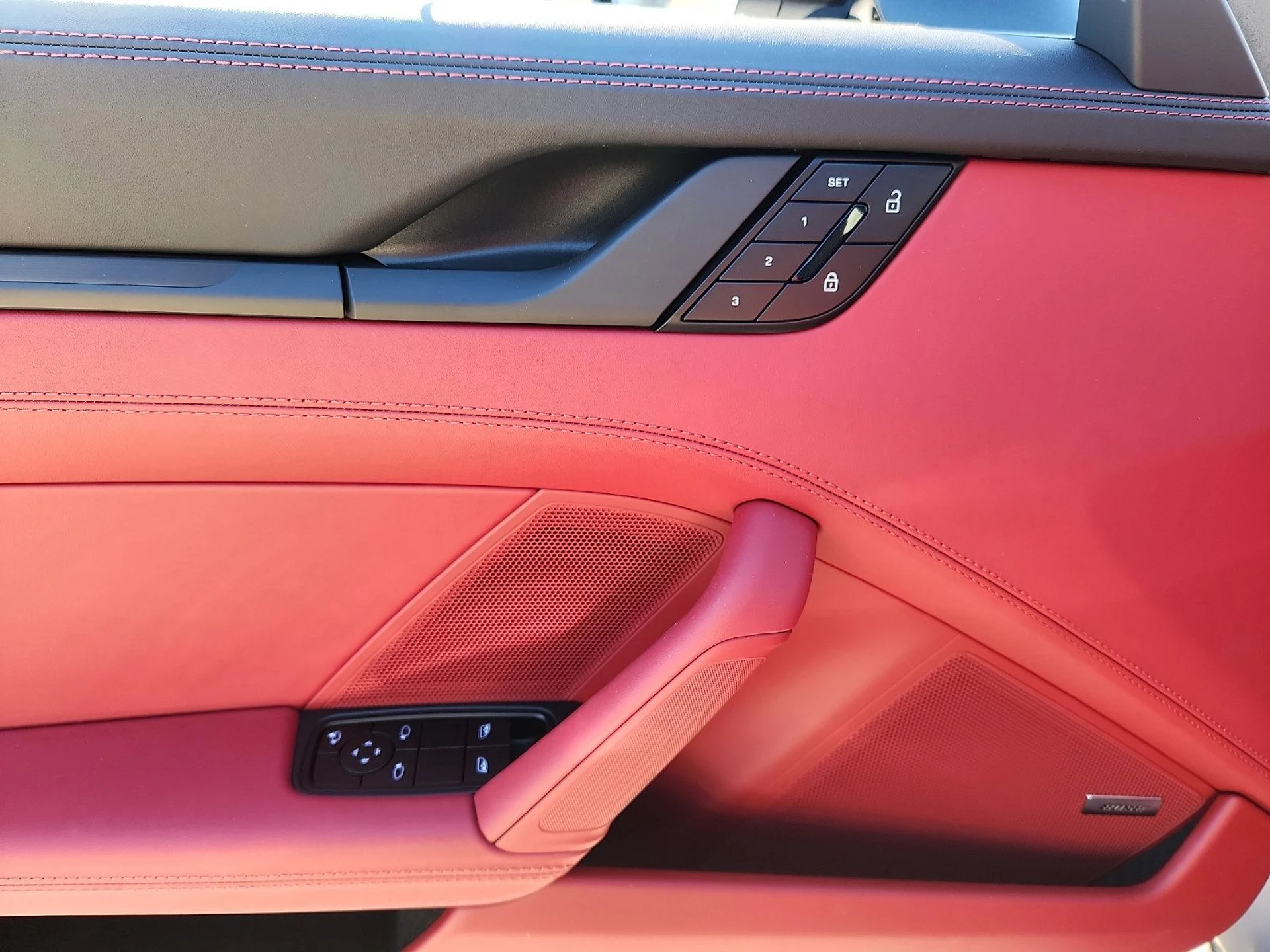 mph013_262152269_b2a9fd34b887ce1139ae850a897bd1fd_c652eb9664