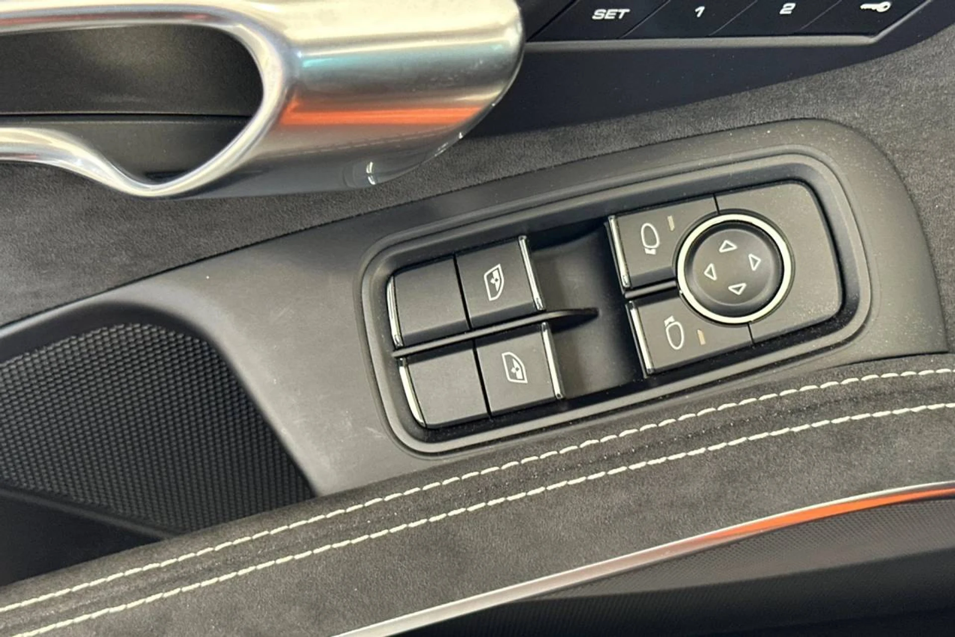 mph013_2622300692_1280_03b984bce6