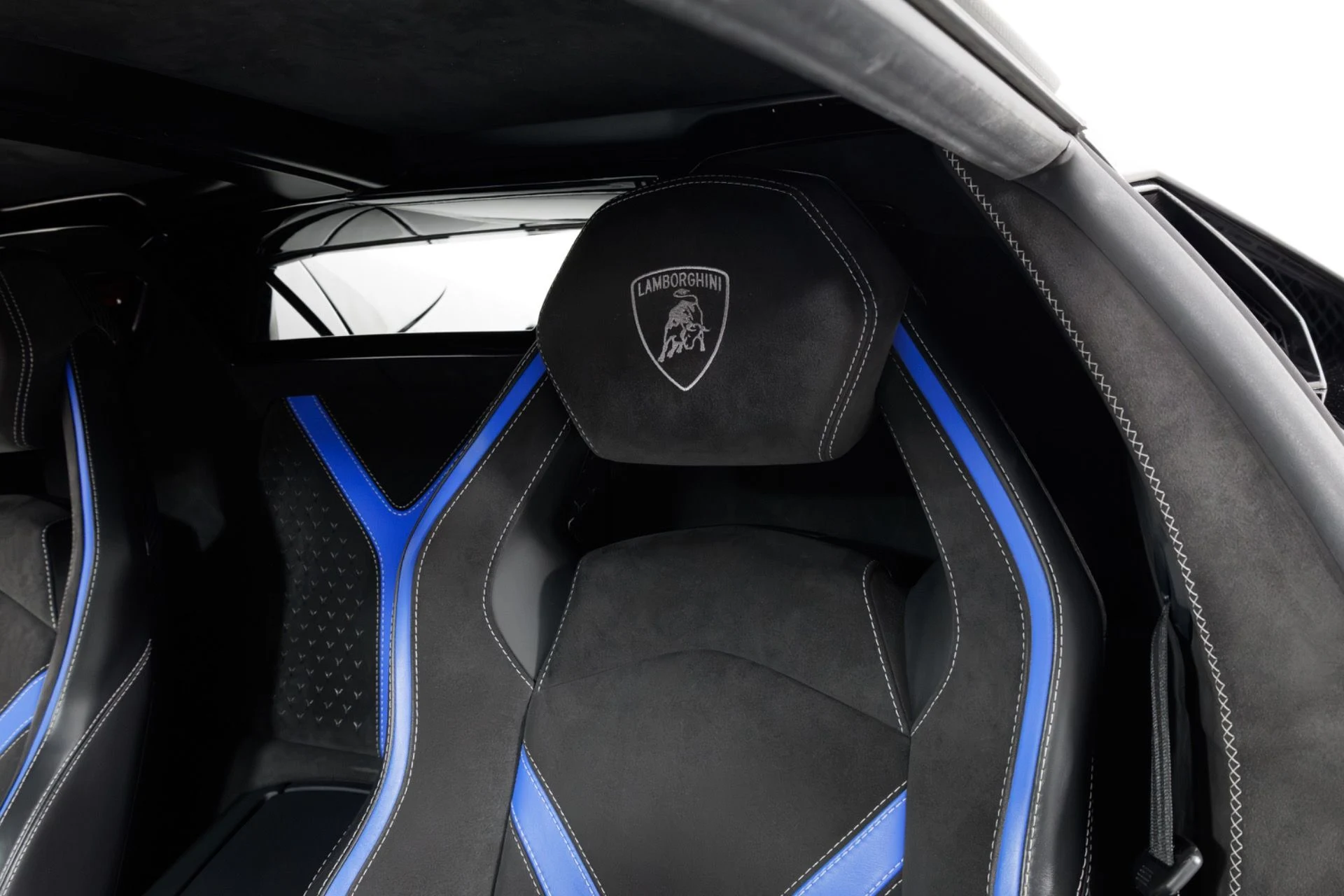 mph013_2626749229_Used_2022_Lamborghini_Aventador_LP_780_4_Ultimae_Roadster_1793224005_3e84377810