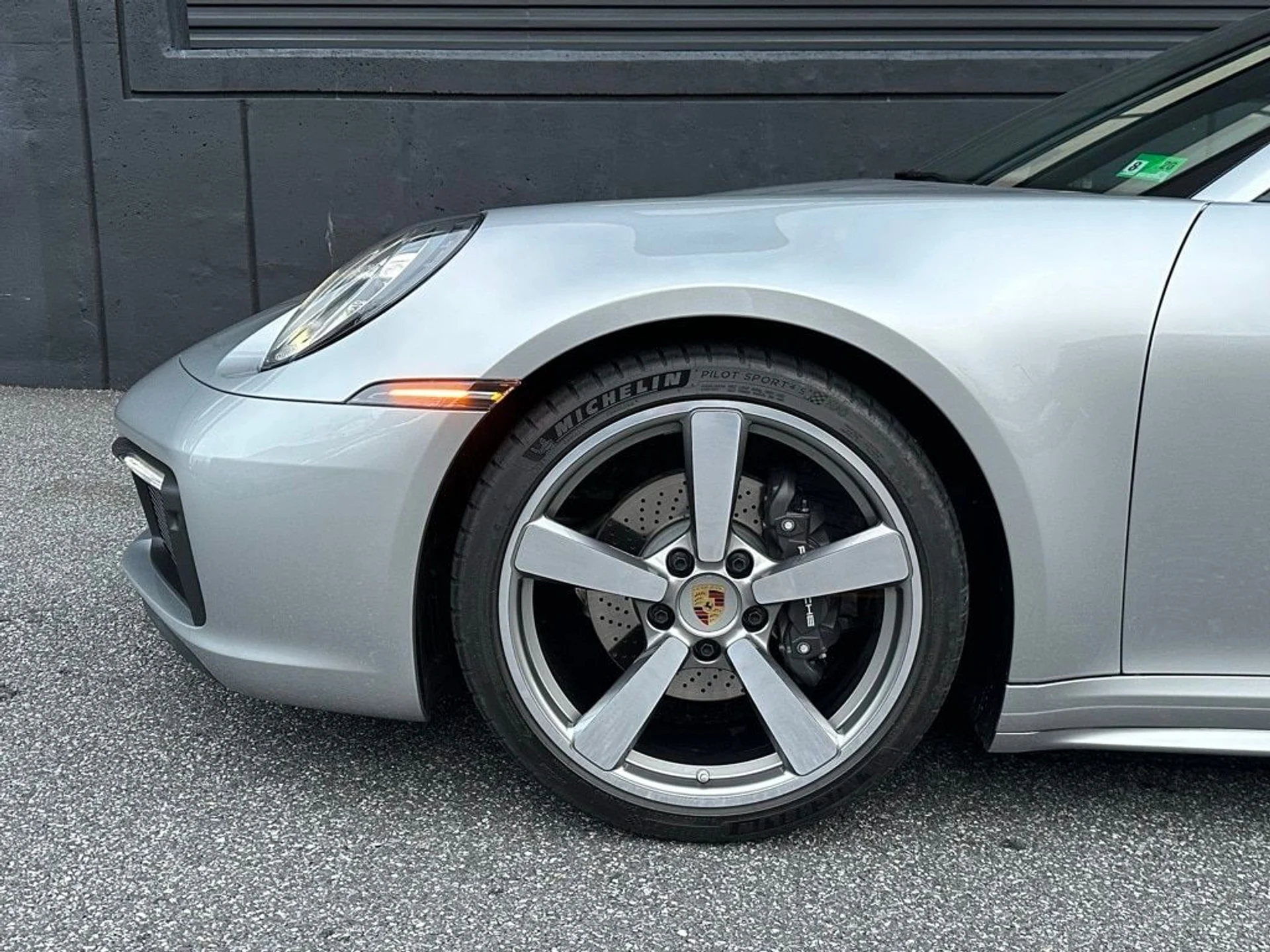 mph013_2637329615_cb9babe7bbf5adb9a4bd862d844ca4dbx_63f71bd454