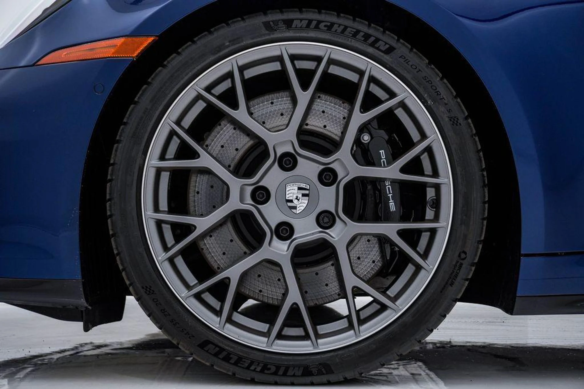 mph013_2639689212_r_Oq_Tn_K_Sb3_IG_O38nl_Xga_Nu_HE_0_I_c47b276b98