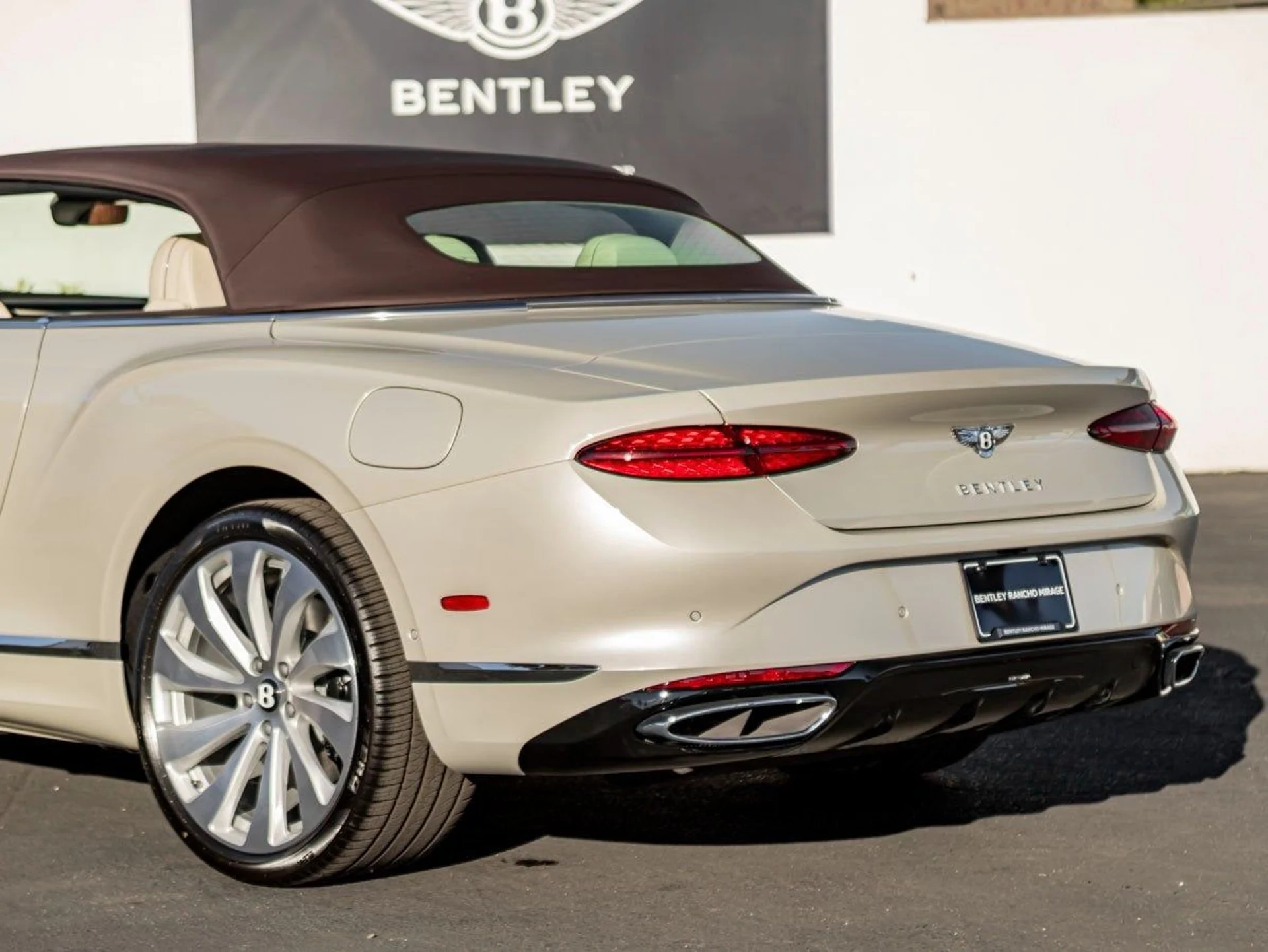 mph013_2646529072_14_ae5e60dd23