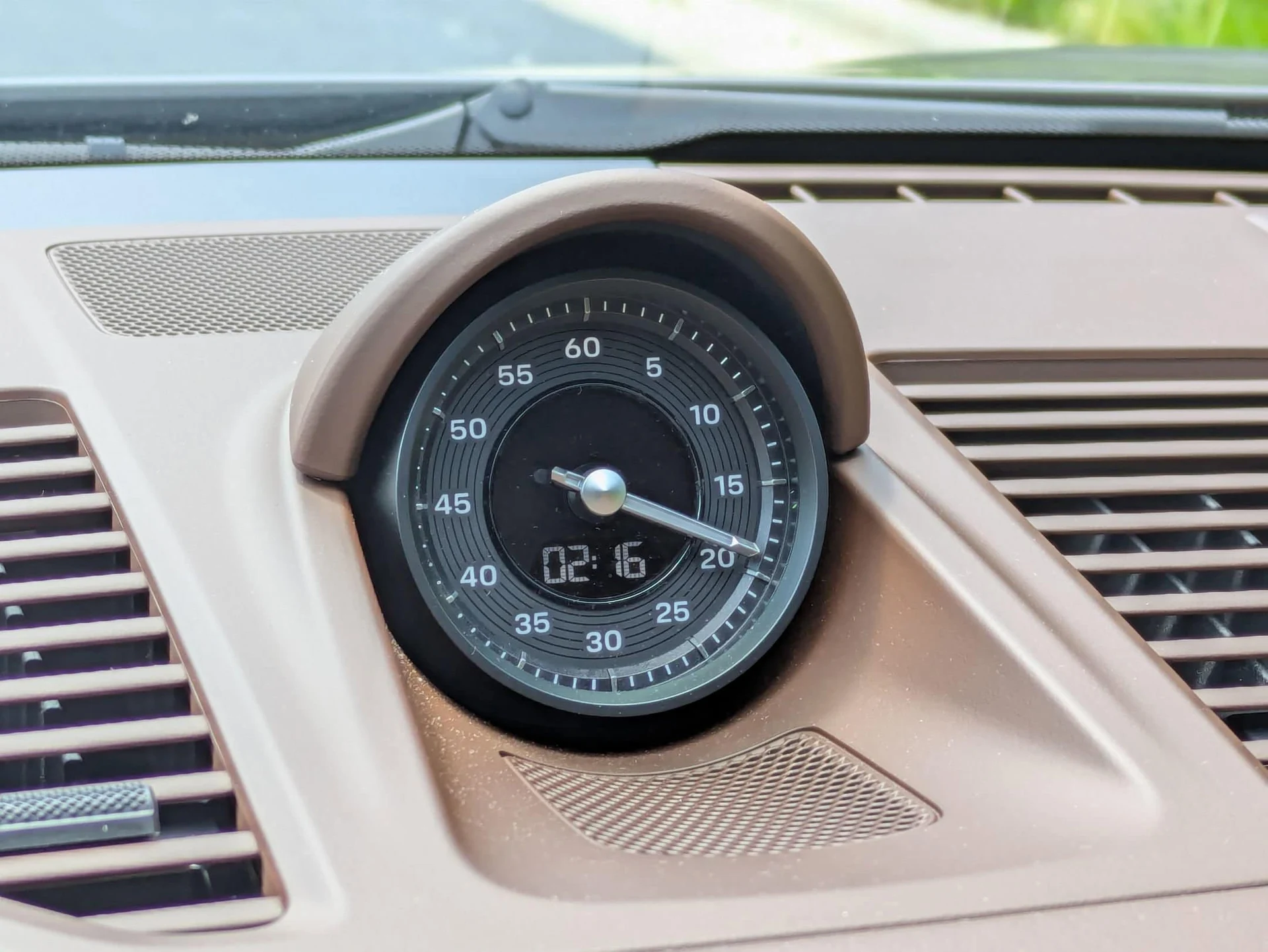 mph013_2648842215_09b14bc2130fcbfb8d7321ae129cf258x_29666b70b0