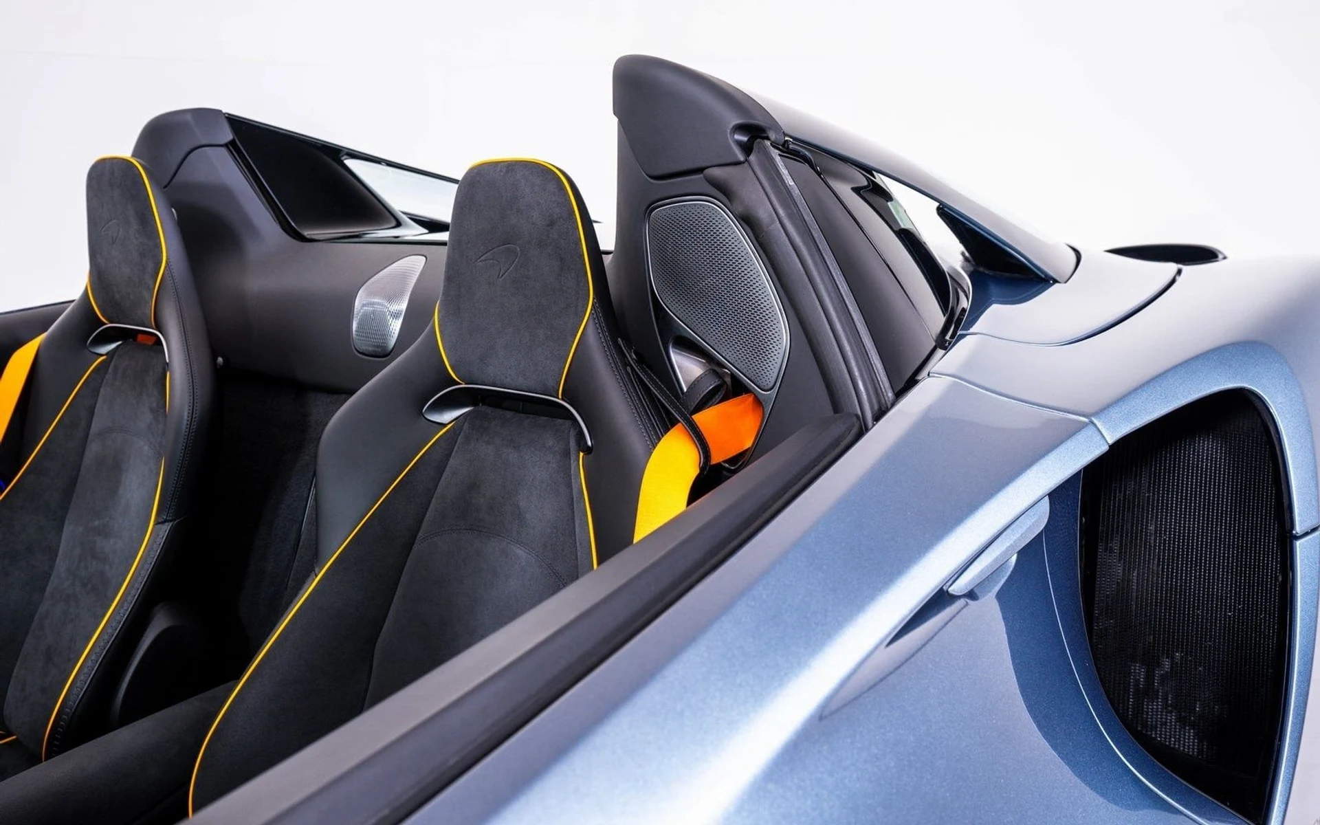 mph013_2659587858_7e2657cdcf4a2f431b6d815dcf4492c3x_3c862d38e3