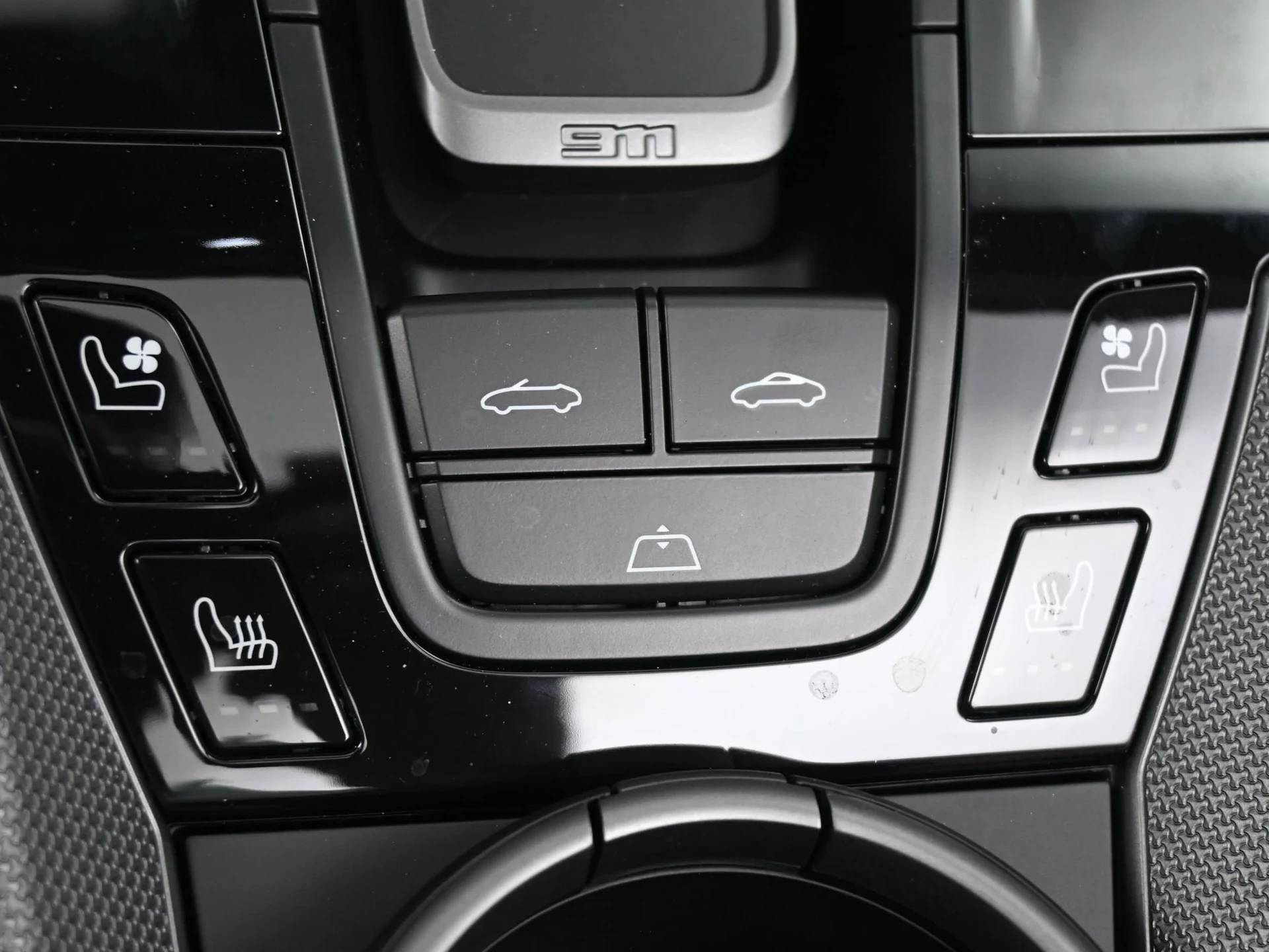 mph013_2659994422_2a9939a174f3c1e6388a74e682465bacx_38b38a28a1