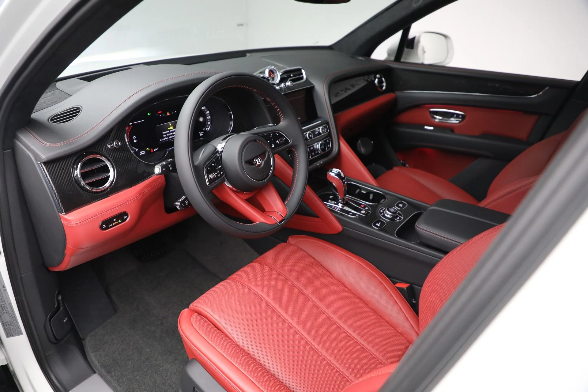 mph013_2670095536_New_2025_Bentley_Bentayga_V8_dc966bbc79