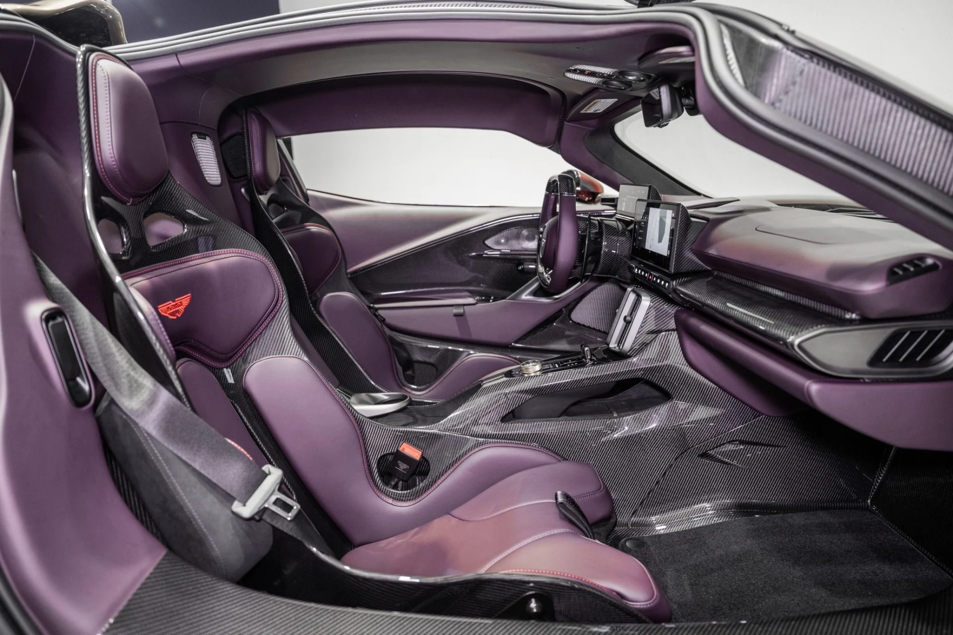 mph013_2680579542_New_2026_ASTON_MARTIN_VALHALLA_1775946933_f11a8d77ef