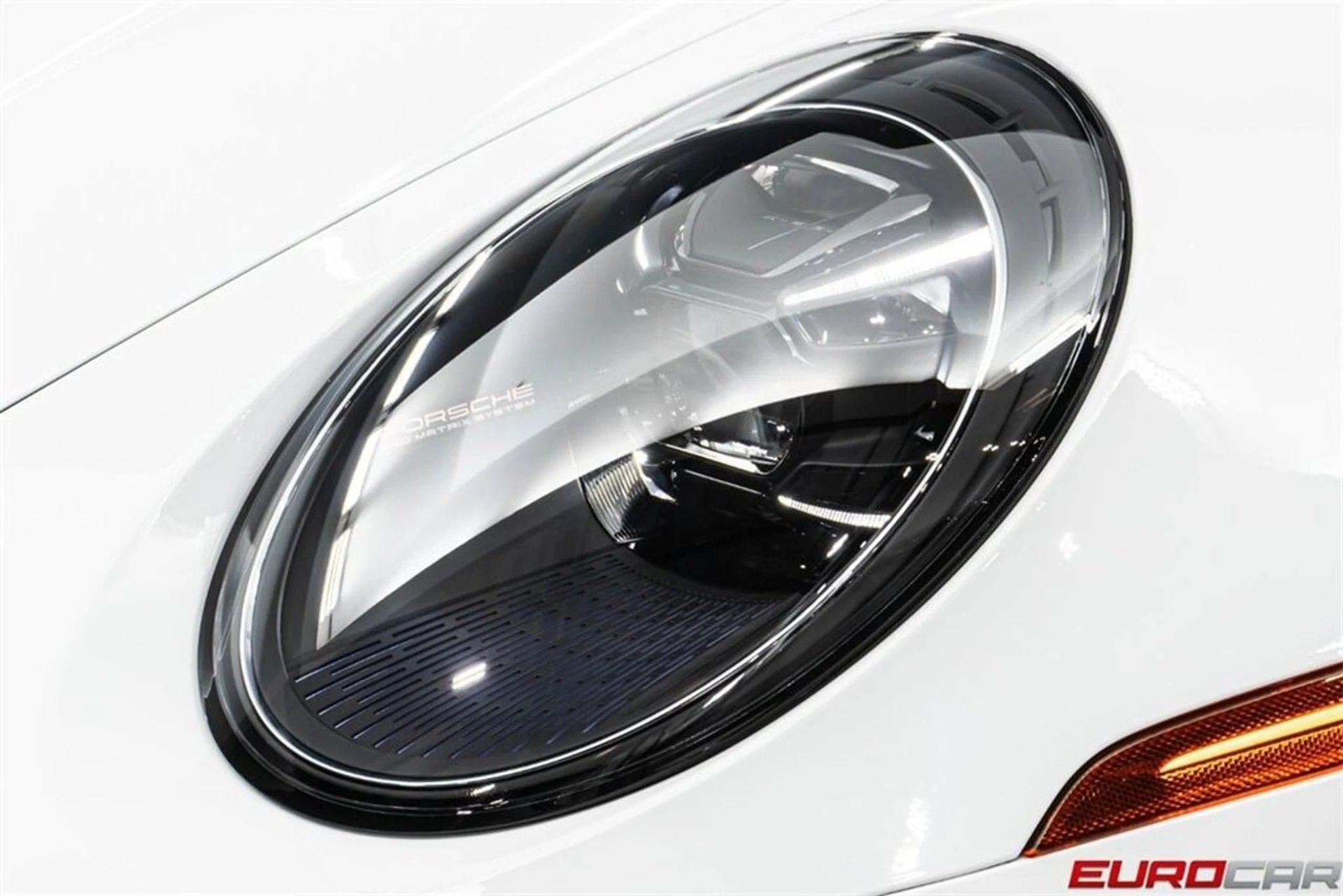 mph013_2689906890_image_14_3c595cd1da