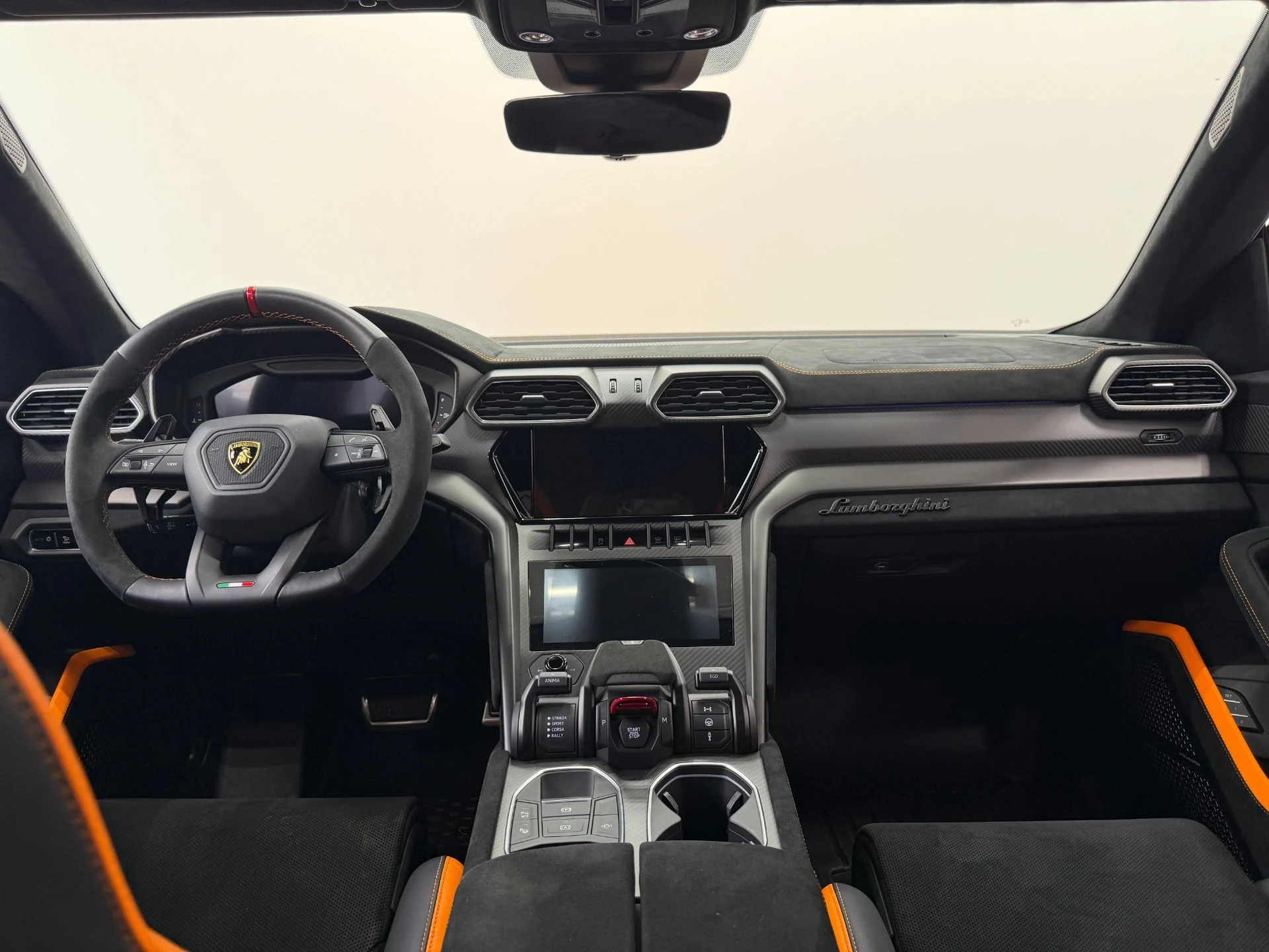 mph013_2692077466_Used_2024_Lamborghini_Urus_Performante_72_K_in_Options_3_D_Audio_Full_Carbon_Exterior_Package_1782147478_da709567dc