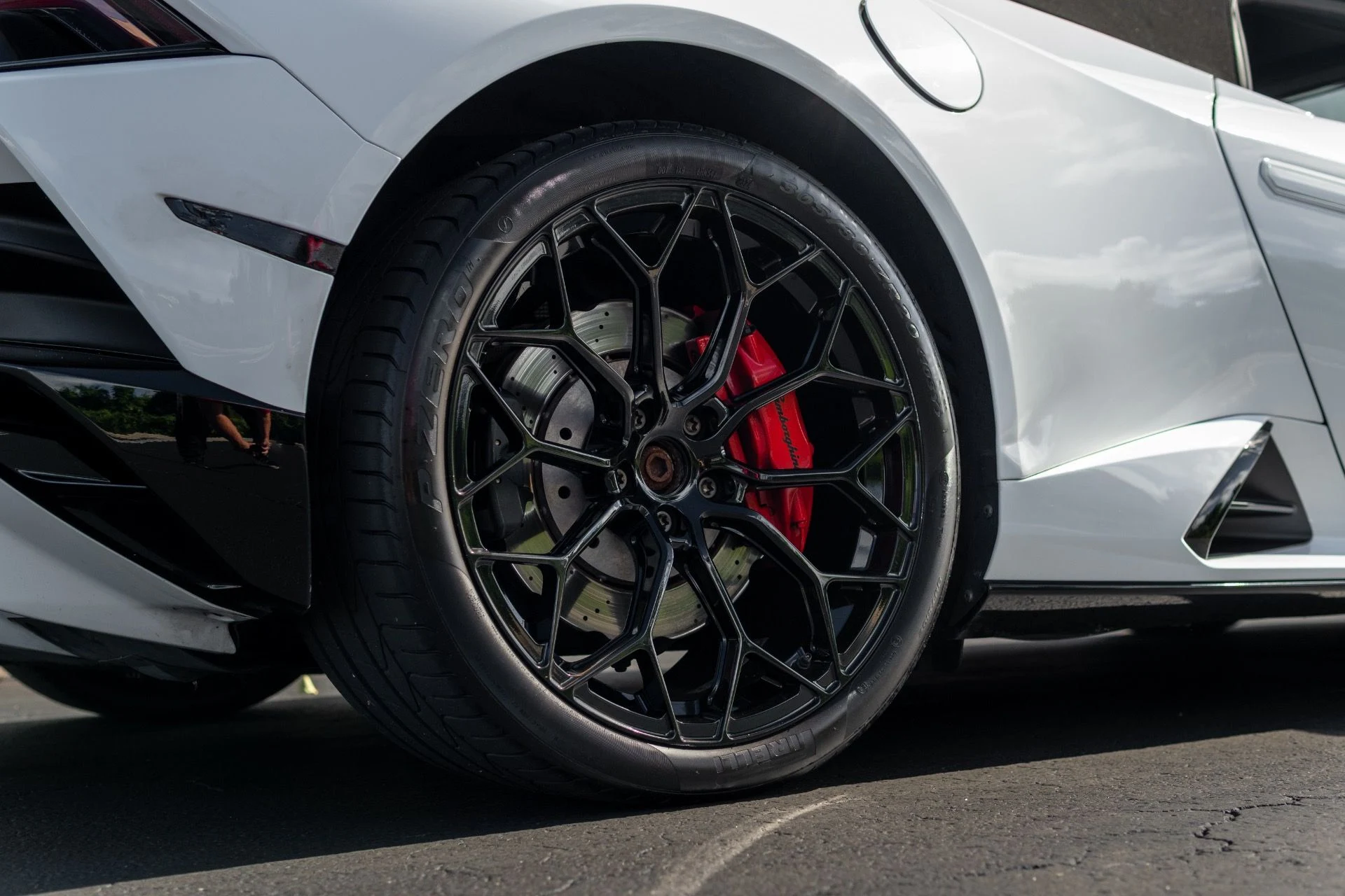 mph013_2694305212_Used_2021_Lamborghini_Huracan_EVO_Spyder_1766013013_99e760aa8d