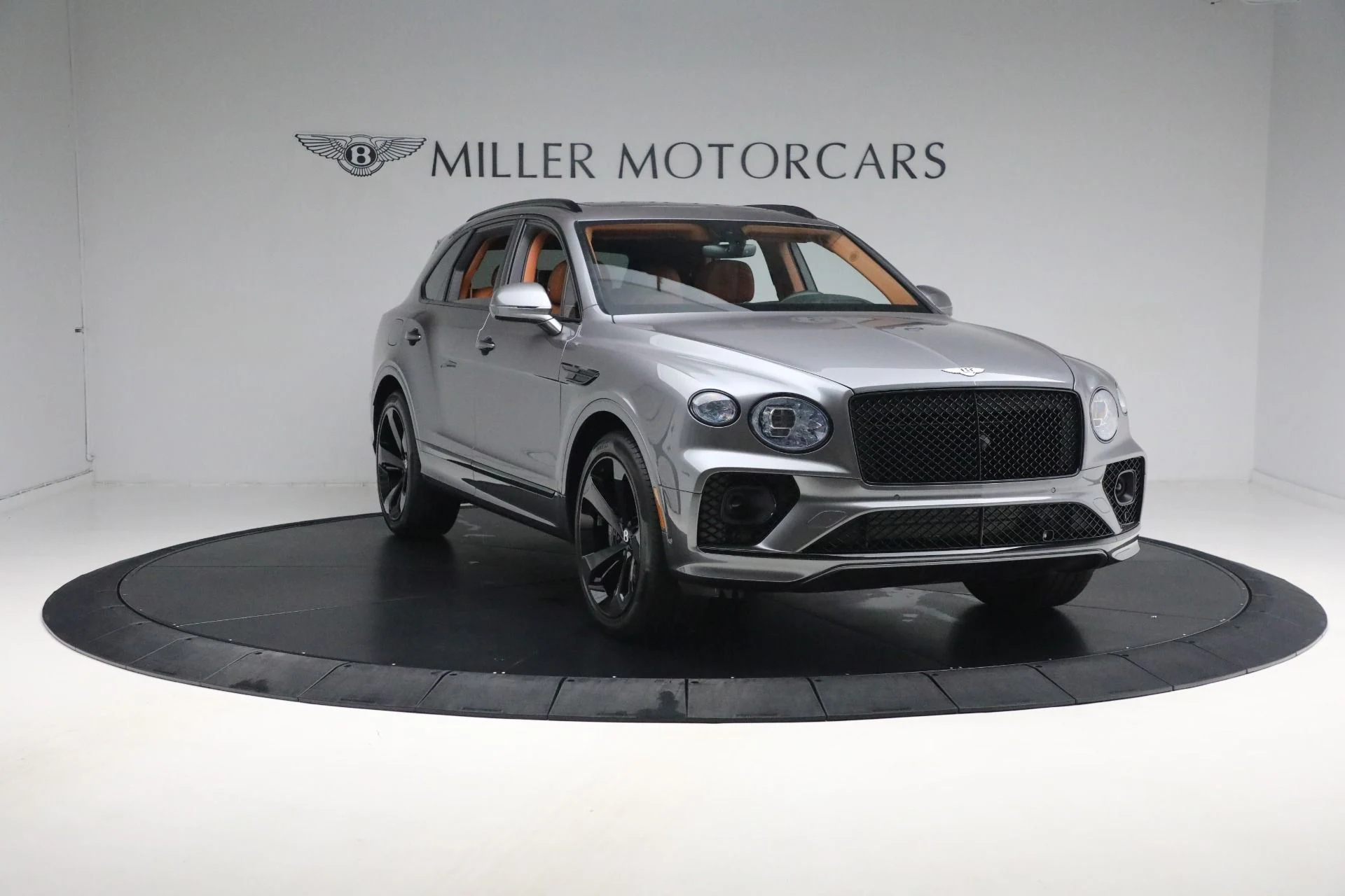 mph013_269795348_Used_2023_Bentley_Bentayga_Azure_Hybrid_1721850994_10e7a2094f