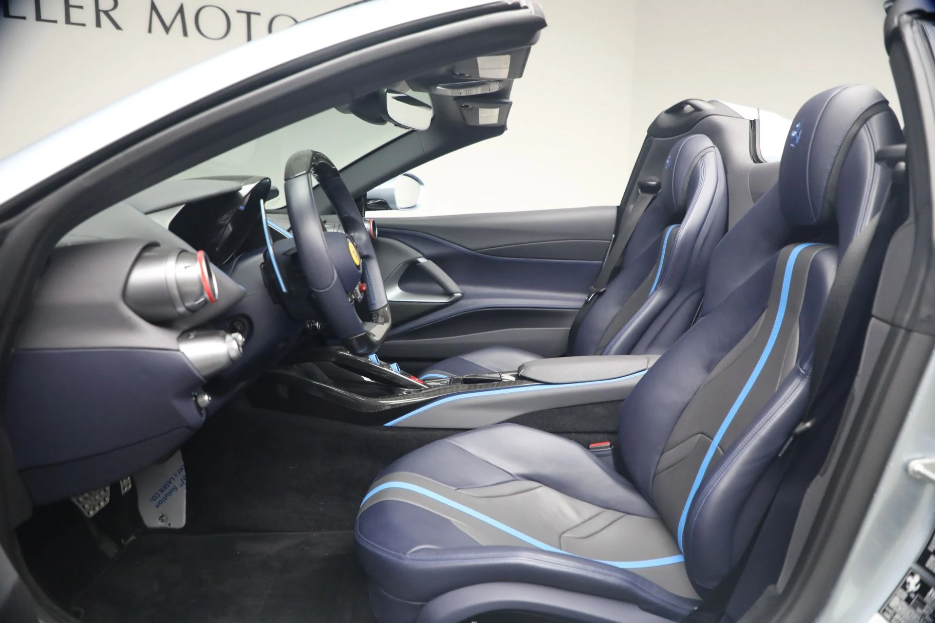 mph013_2698997972_Used_2022_Ferrari_812_GTS_1785790058_cdae4a18bb