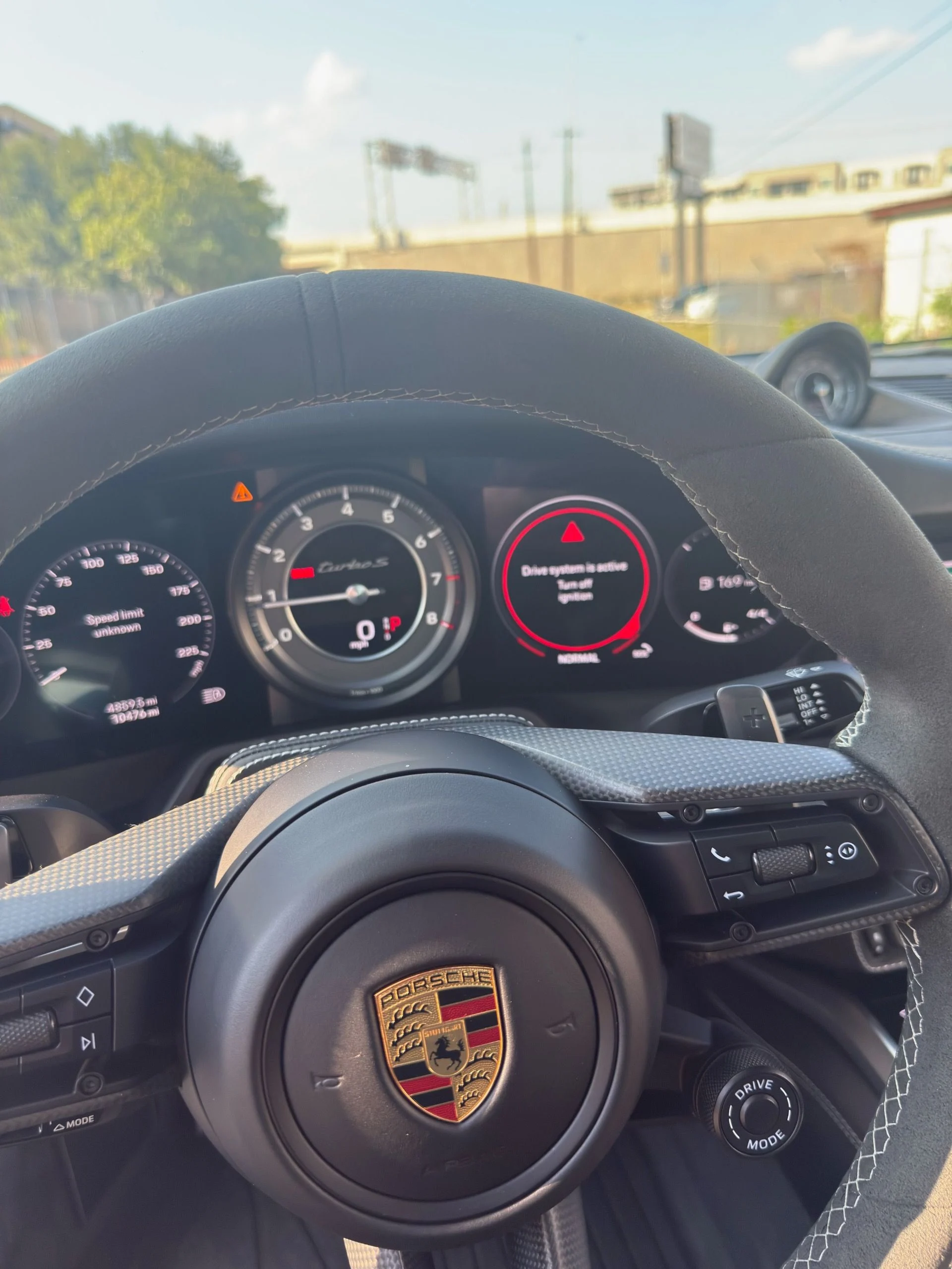 mph013_2701827306_Used_2021_Porsche_911_Turbo_S_1756323646_6d02141c01