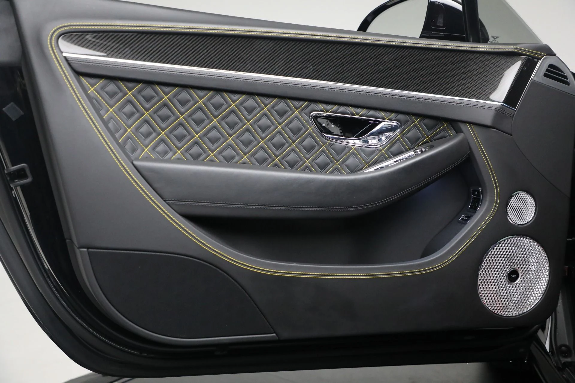 mph013_2702652888_Used_2022_Bentley_Continental_GT_Speed_1764630435_c04c5ea735