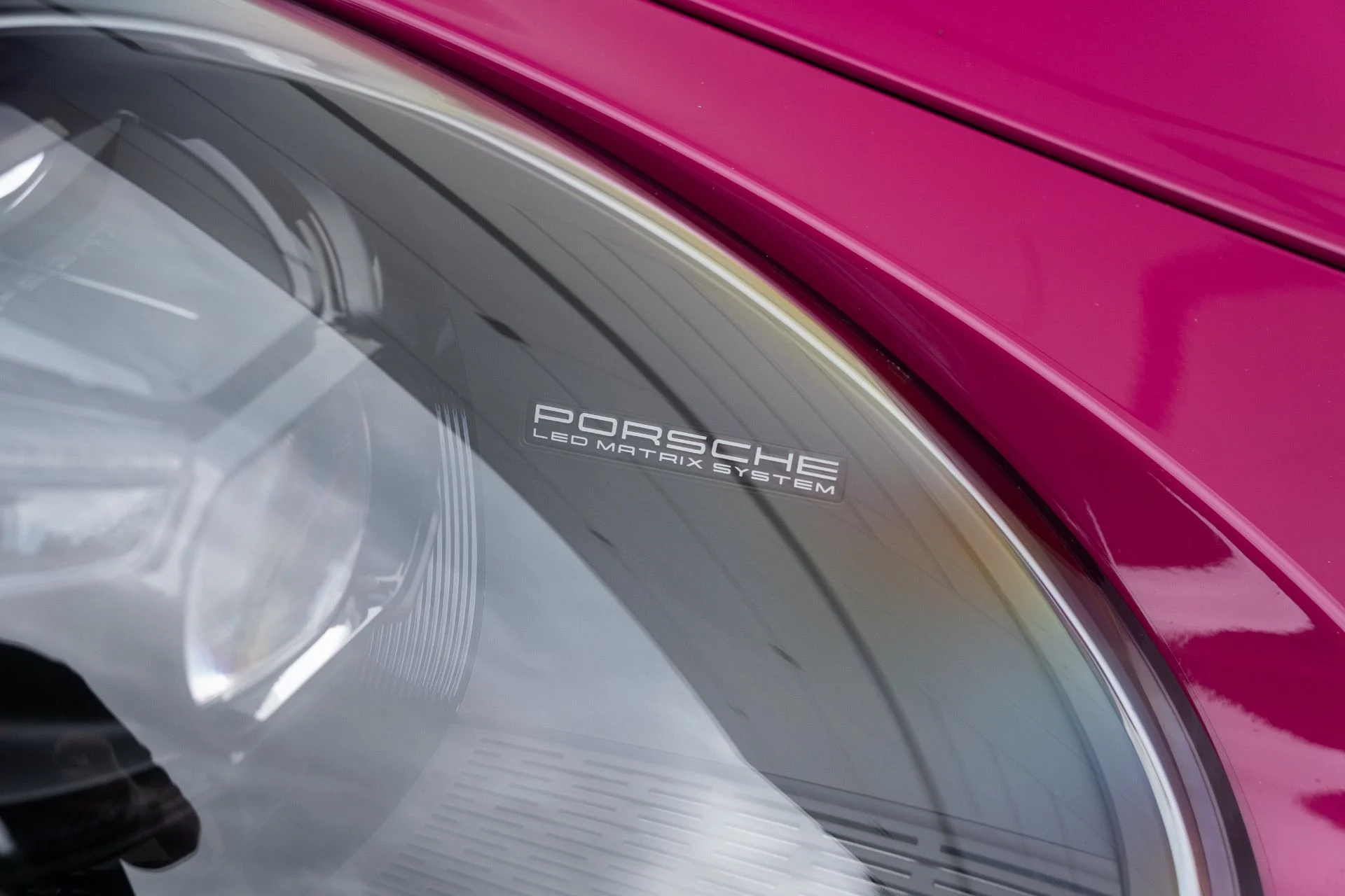 mph013_2709851007_Used_2024_Porsche_911_GT_3_1776966322_93d21e9cfb