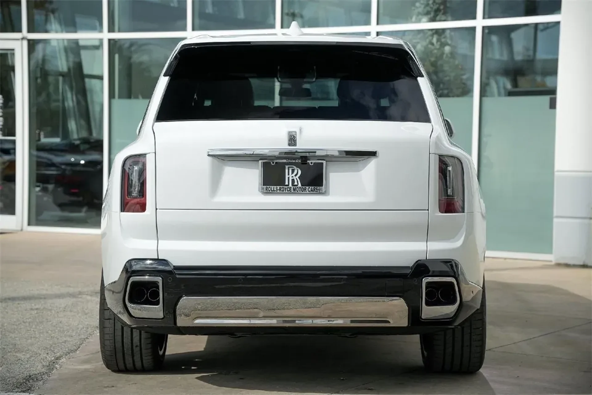 mph013_2711558300_dcdab71afc9b446082bdee4c310ff36b_205a9dff54