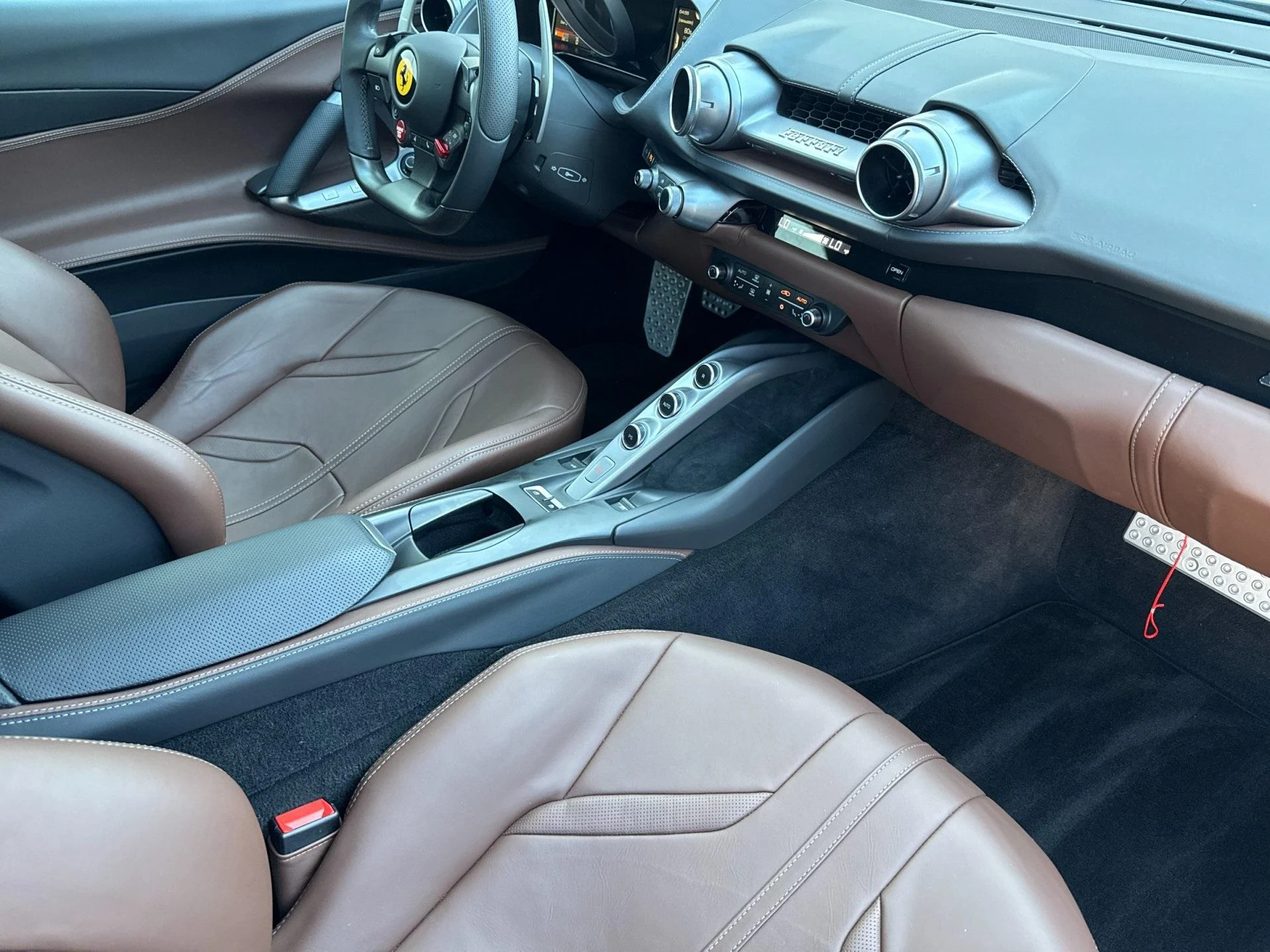 mph013_2713406435_Used_2022_Ferrari_812_GTS_1756563230_d691e82599