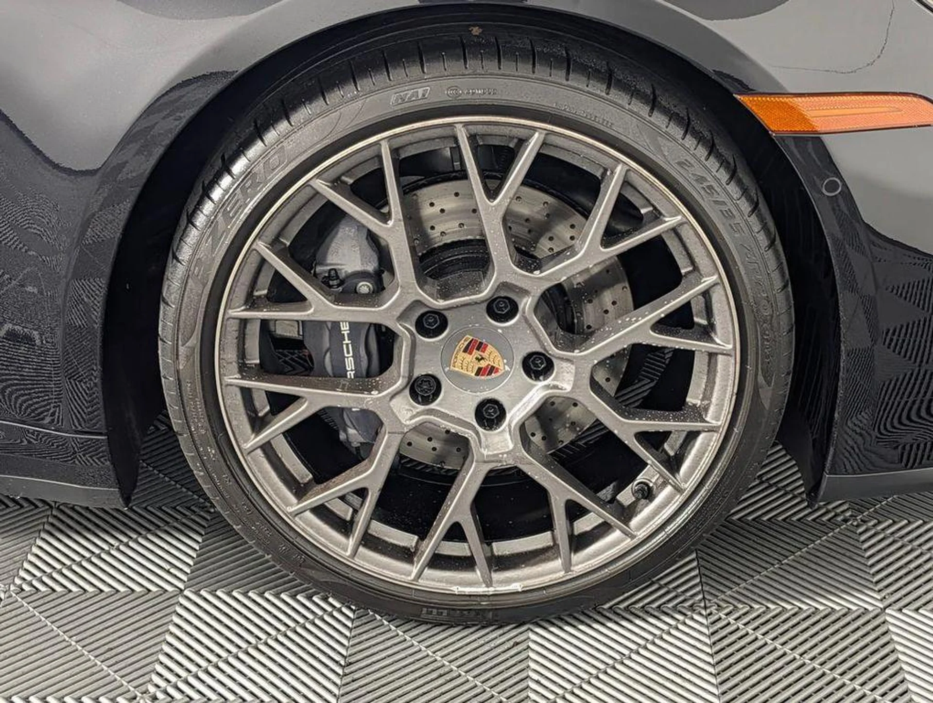 mph013_271865291_Xn_Vr6_Q9al_DP_Pcj_L_Gs_v_H2_B8_I70_b09d446522