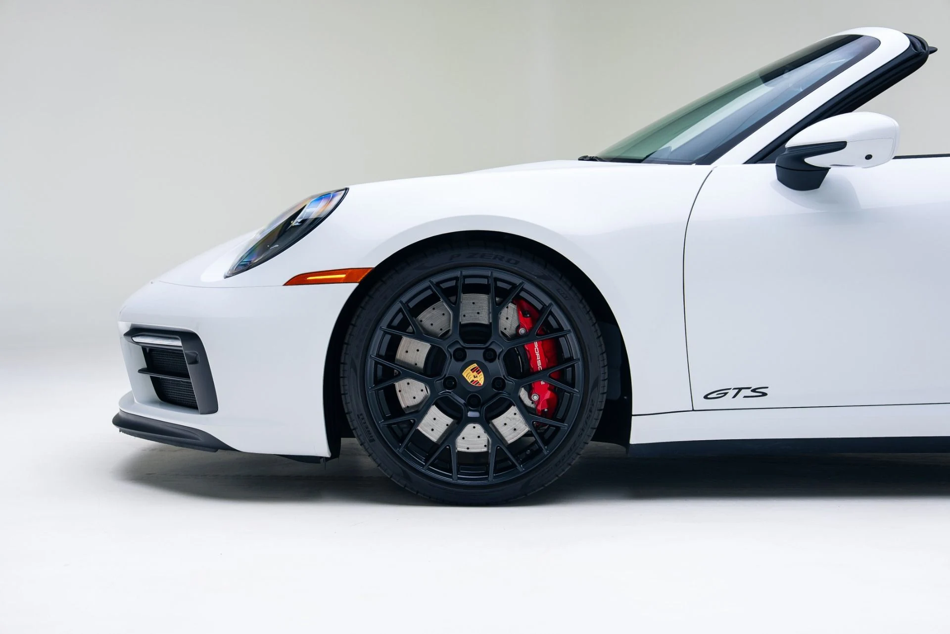 mph013_2720380423_Used_2022_Porsche_911_Carrera_4_GTS_1764979755_e0c6d11742