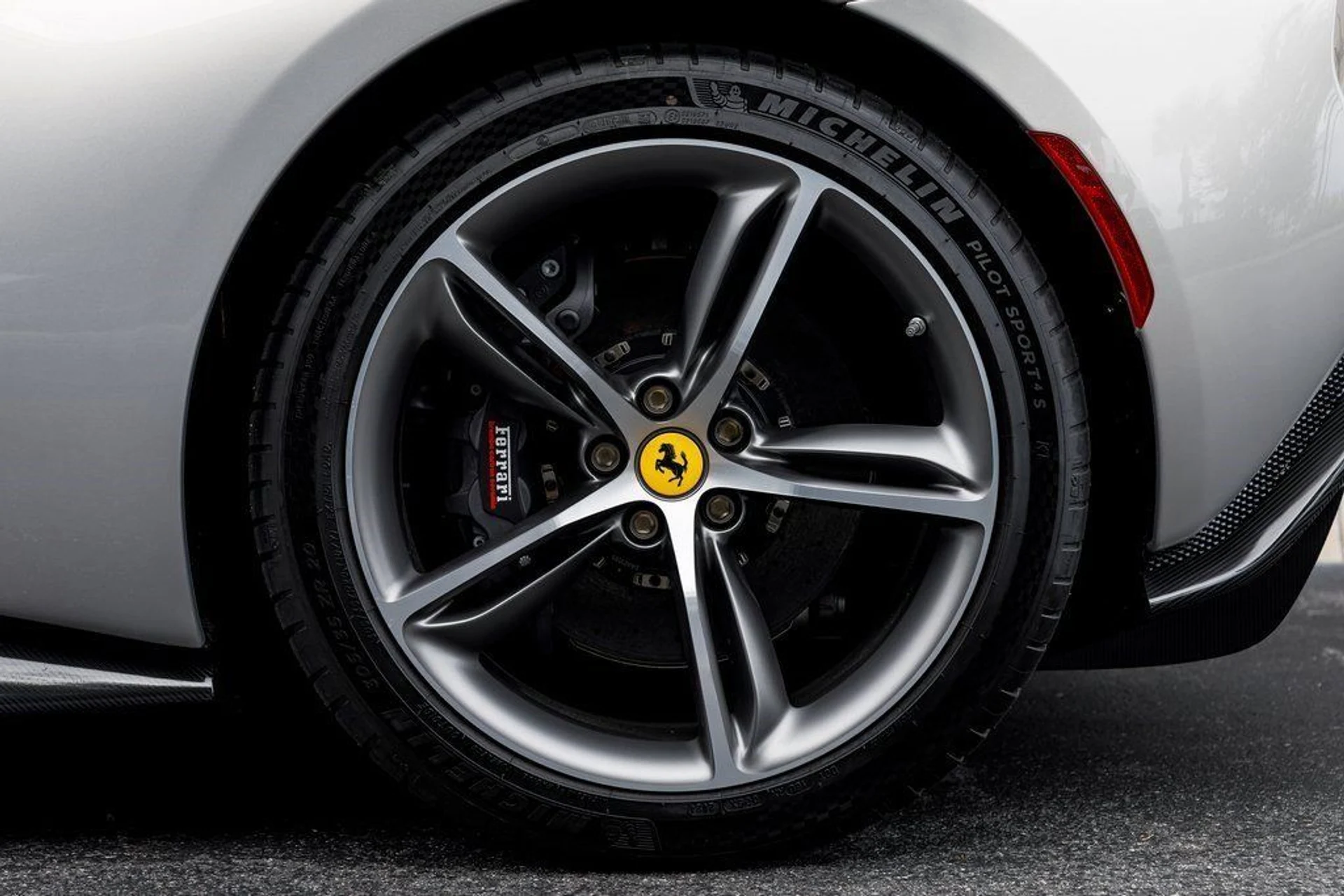 mph013_2721919177_e03d06dc64b2f9ef2902bf85e713e4c6_5e475a8d9c