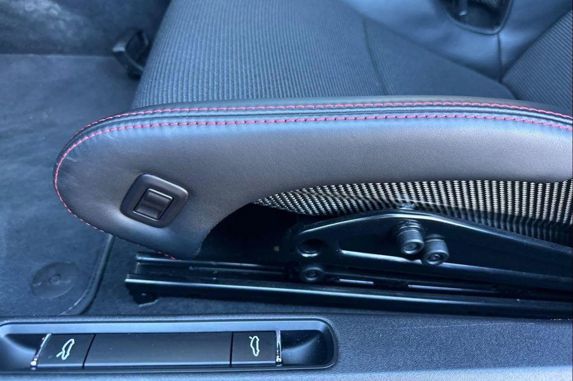 mph013_272511144_AW_8m_V_Kr4_R_Rx_R6_T_Gk_Lweh7p0_X_Ae8_6abf21a14a