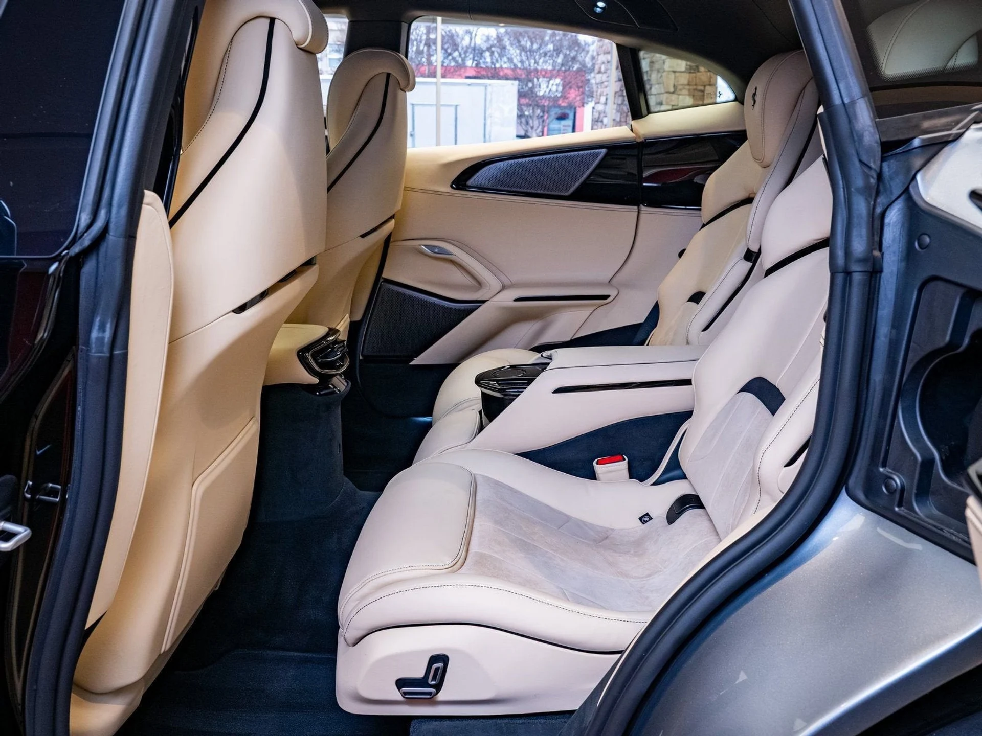 mph013_2727206003_14_ade12f2581