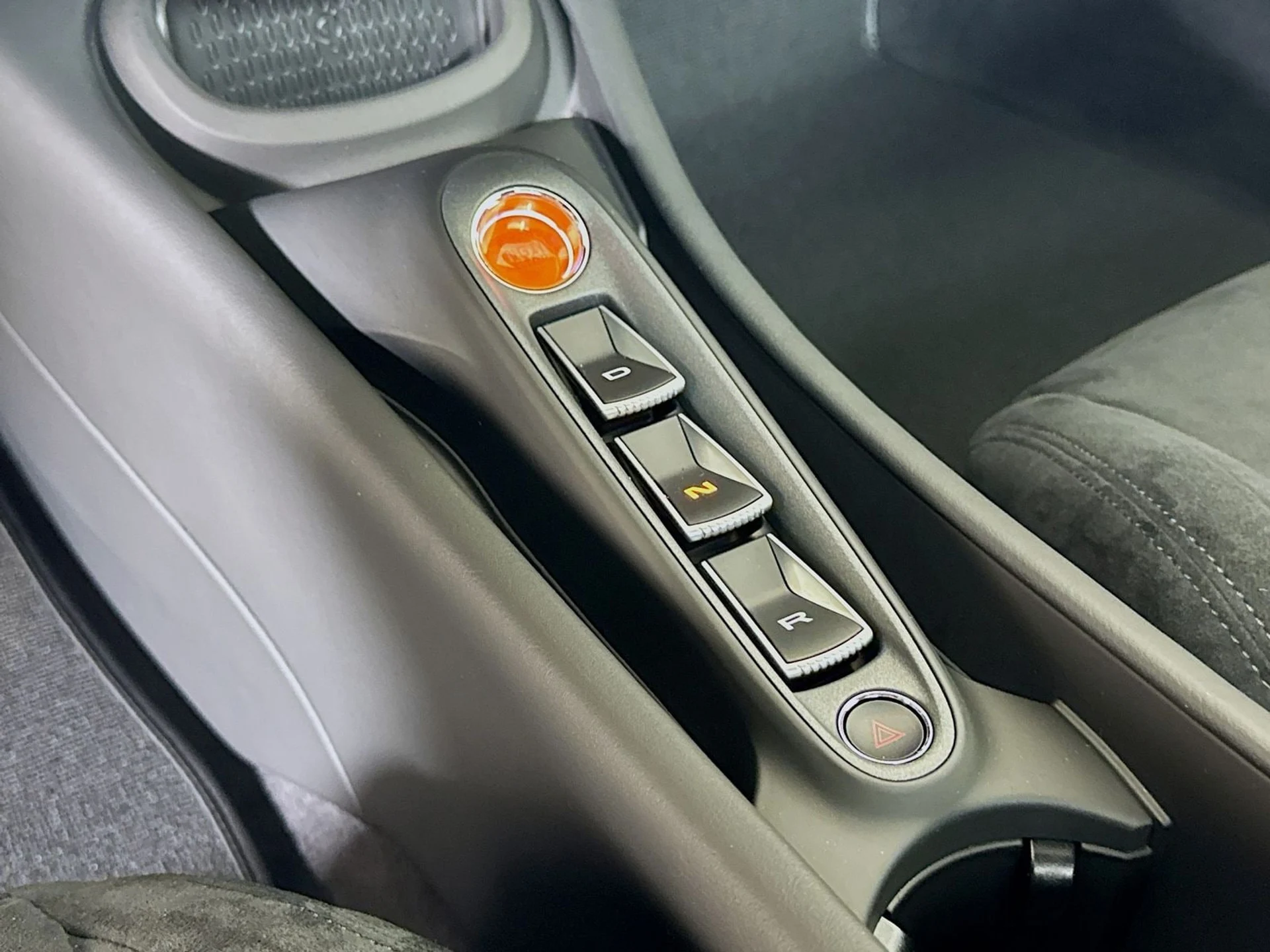 mph013_2733911188_4693e3b21e2a9c2230596987fb7f5354x_11863da48f