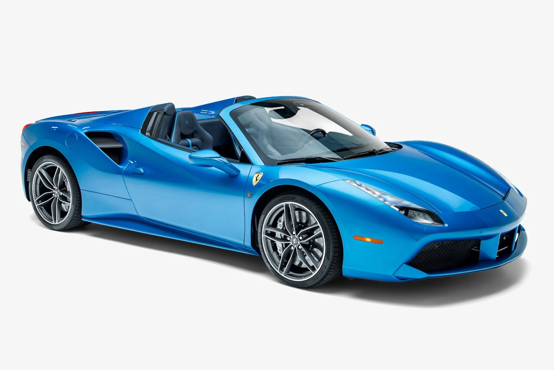 mph013_2735446668_Used_2019_Ferrari_488_Spider_1790895957_8c81c2135a