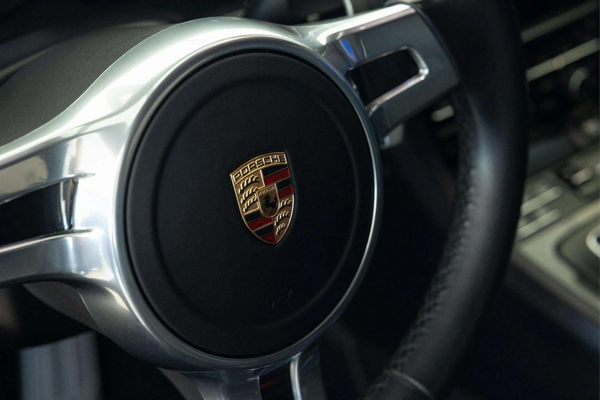 mph013_2741244494_image_14_3a958aedc4