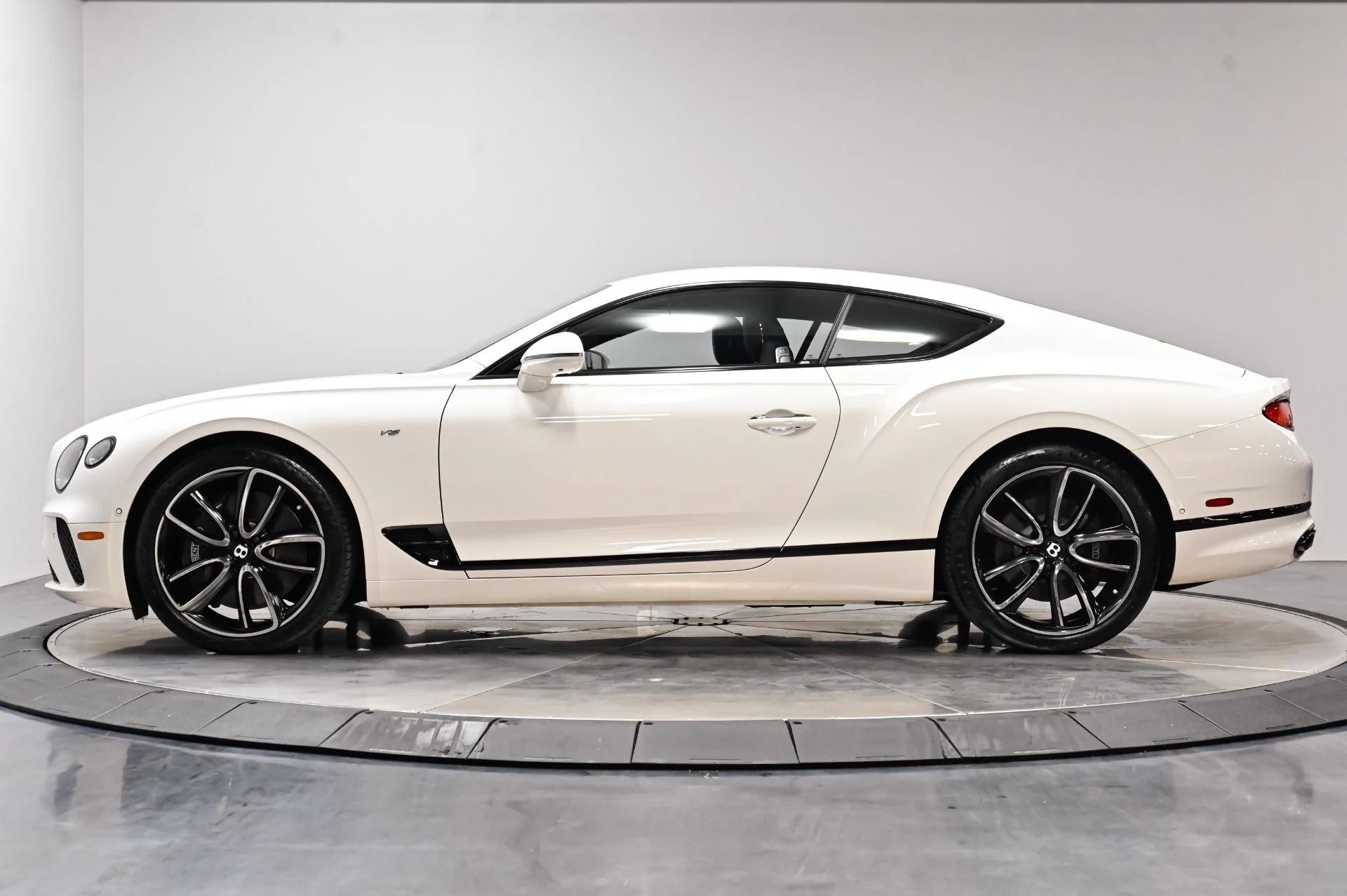 mph013_274547100_Used_2020_Bentley_Continental_GT_V8_1792005832_d96a25bf94