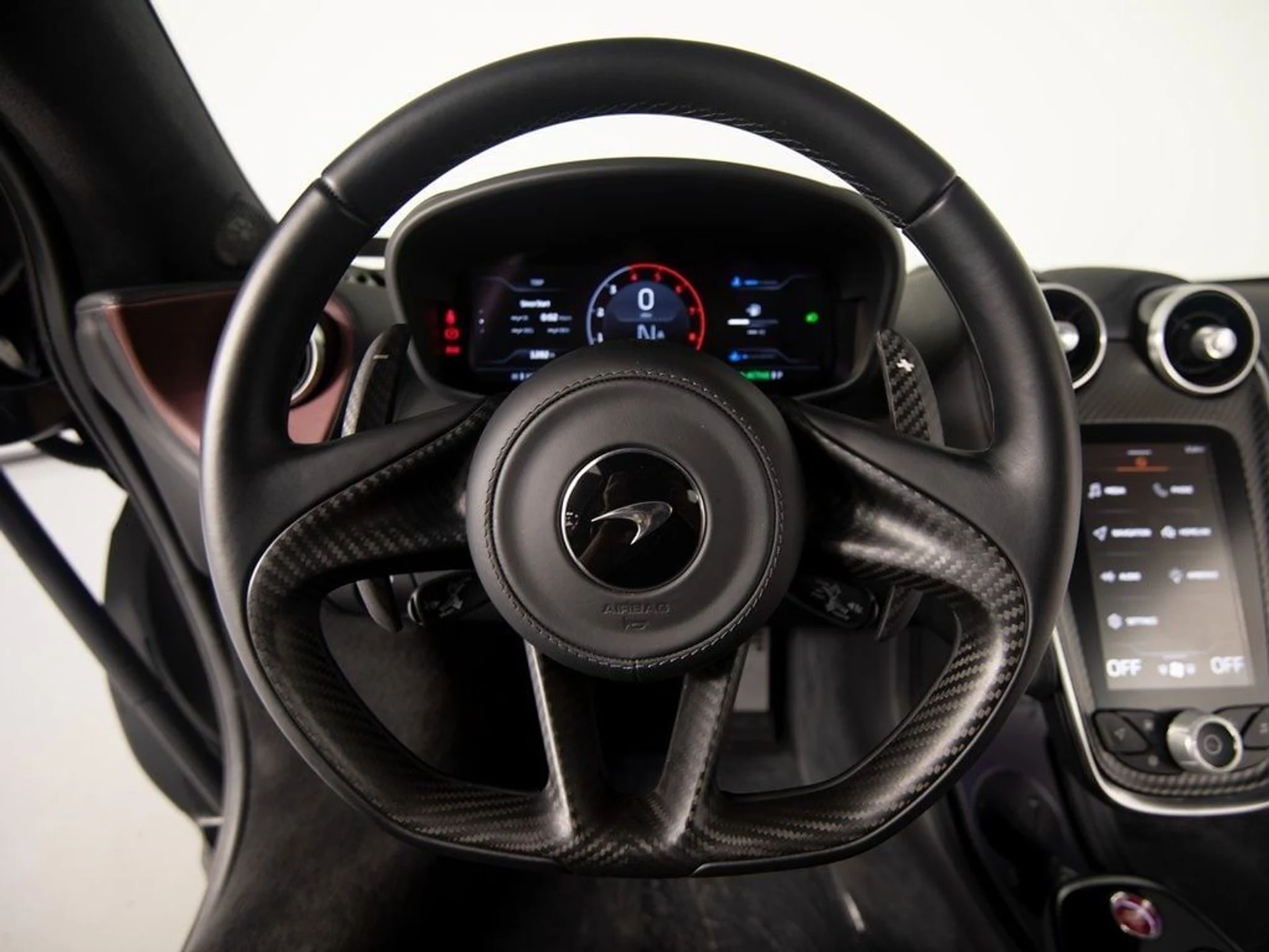 mph013_275156222_252107aecca36e851e244200491daf2cx_80fd463e79