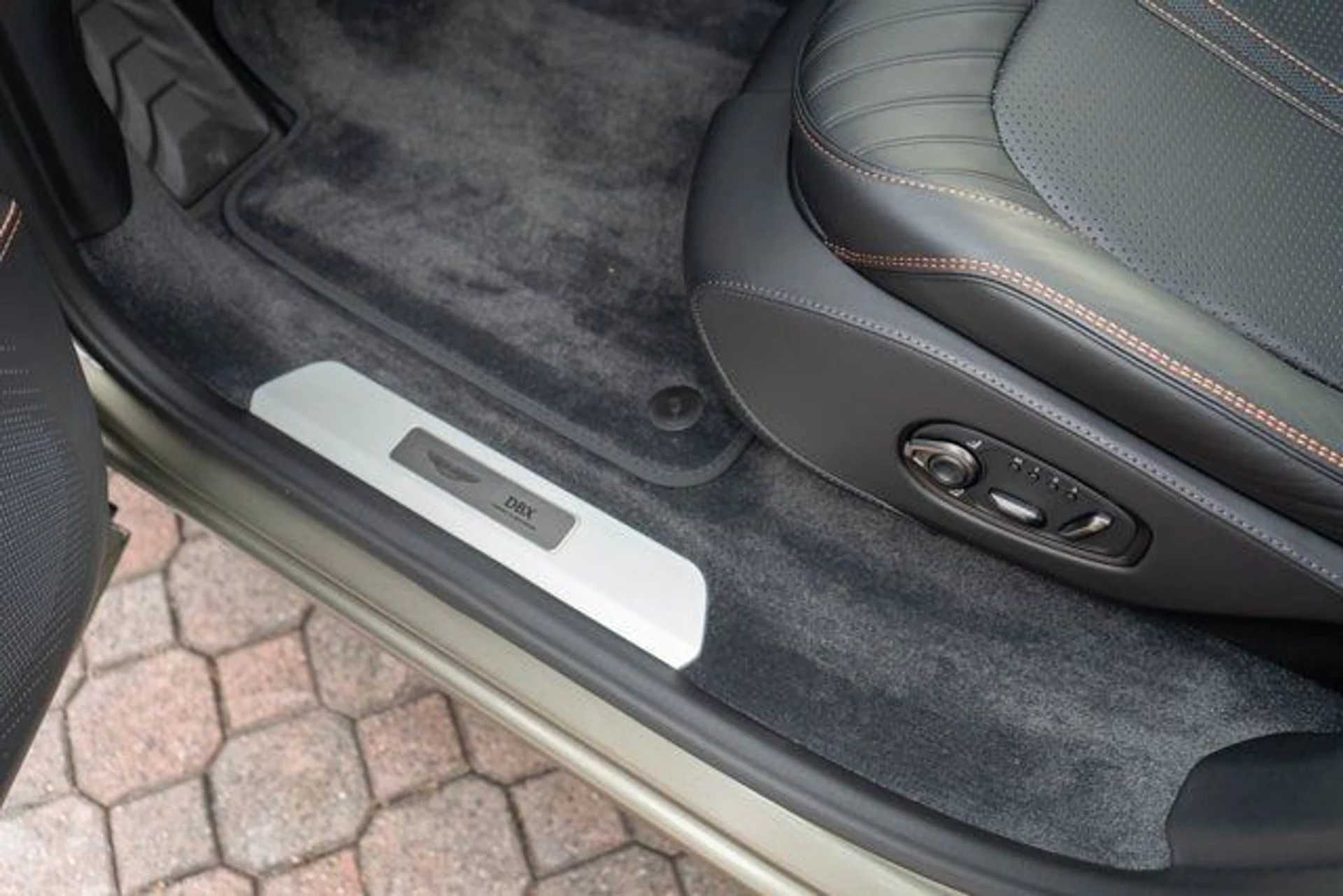 mph013_2754988515_14_aa13eed779