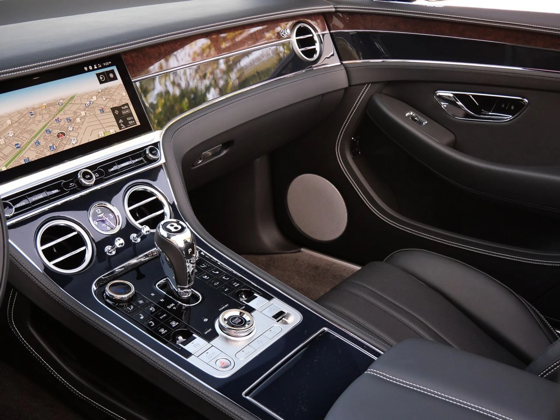 mph013_2755099464_a434a2f70f96e123f7ac8d64102a605dx_eb0b542327