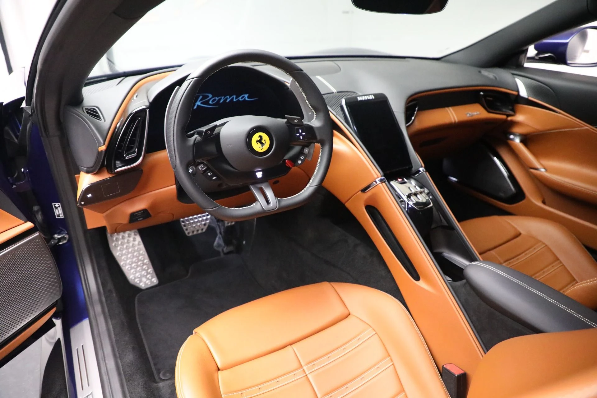 mph013_2755332985_Used_2021_Ferrari_Roma_a7173e155f