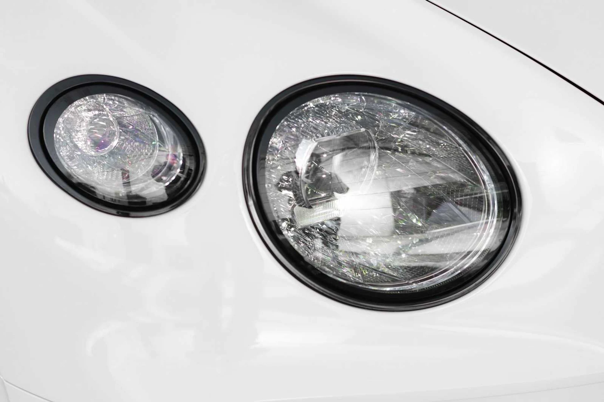 mph013_2763227487_bb738c360bbddbc43a5ed897a3841e75x_9b3e96a118