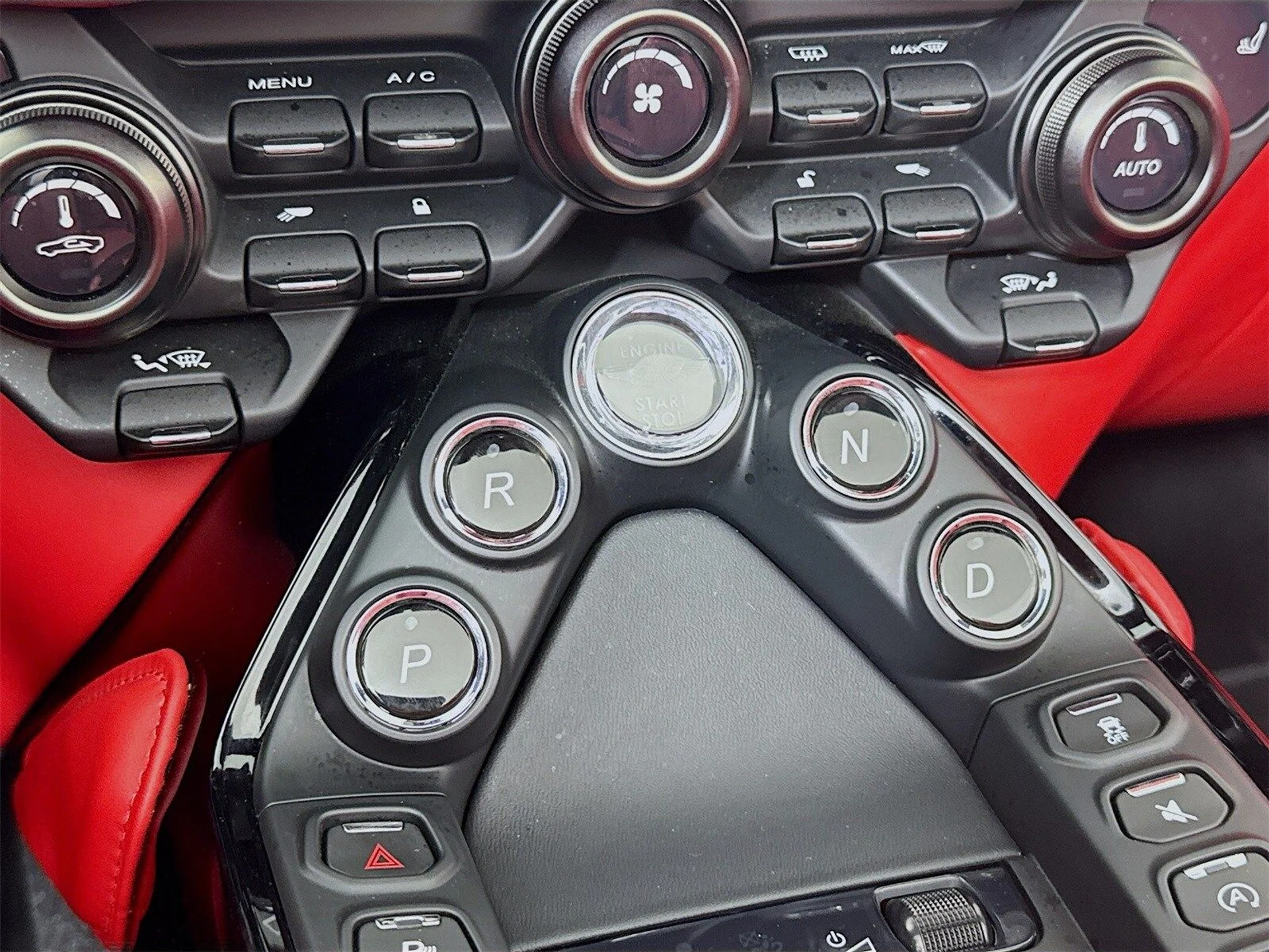 mph013_2766603305_03f6ac0b9b37452197640cba3fe33d86x_3c72d4a9f1