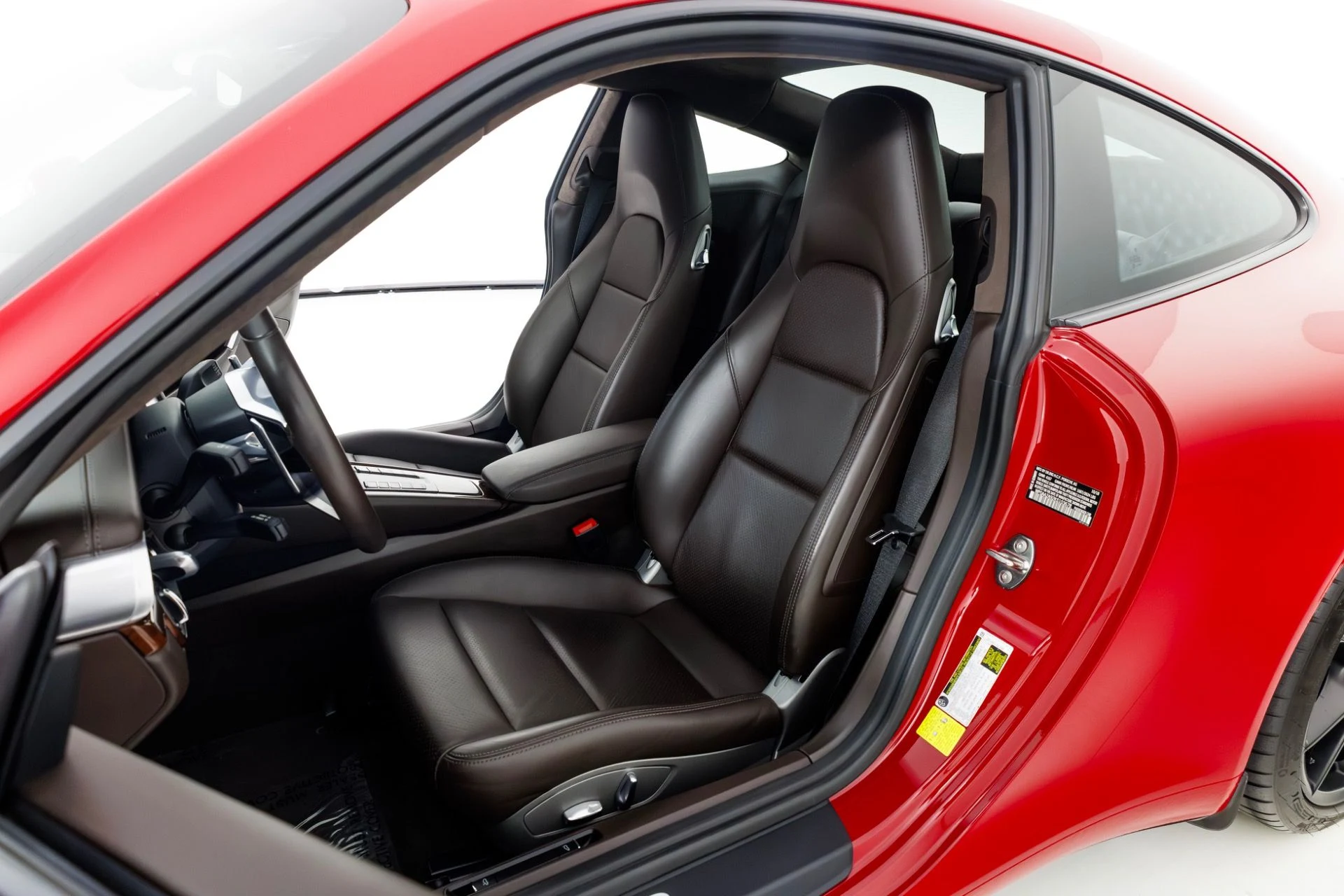 mph013_2766793063_Used_2019_Porsche_911_Carrera_1767051370_7a5c957df2