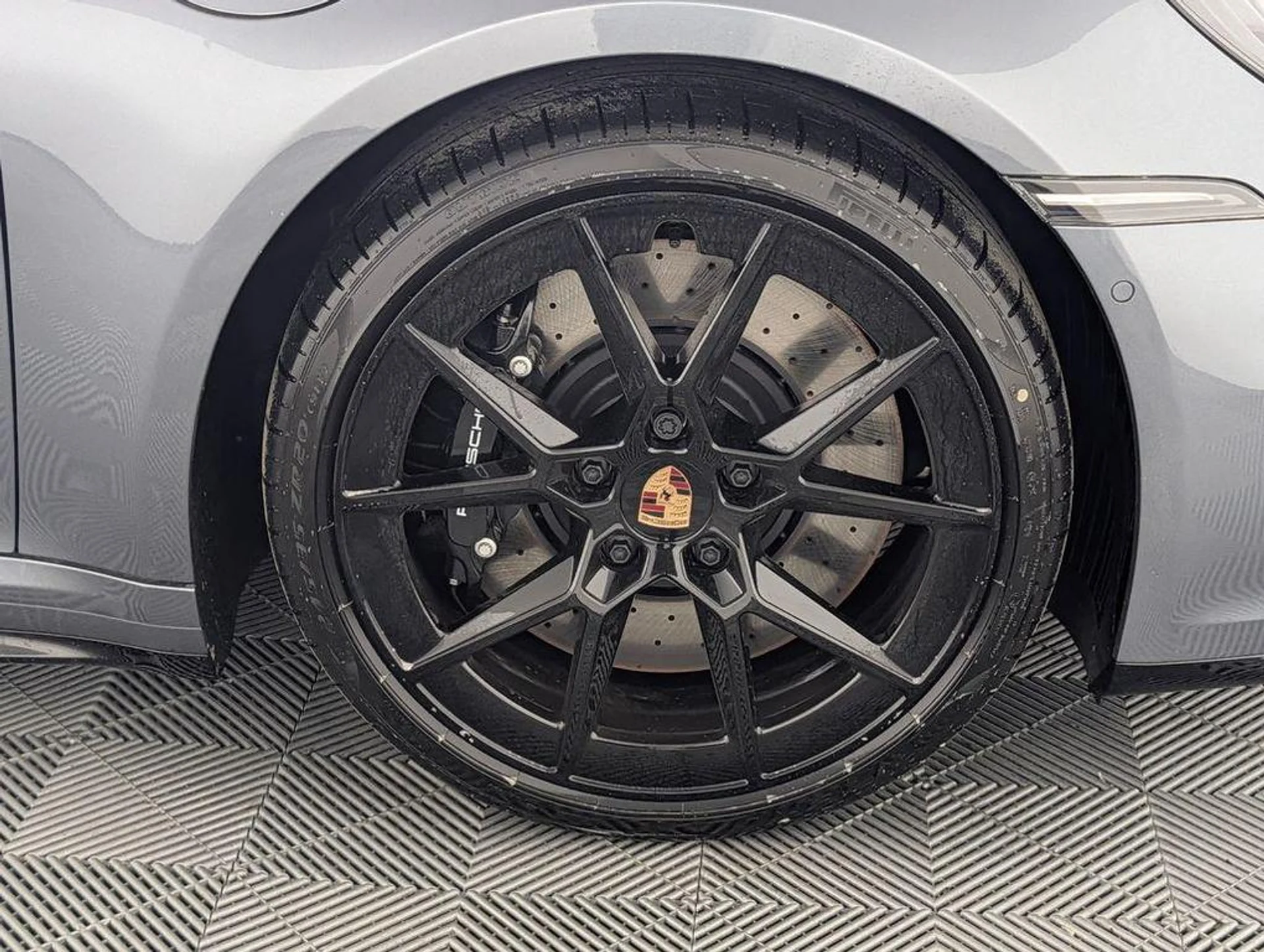 mph013_2776949488_c_U_Yws1d_H_Kr_Sp_D1_e_Ke_Pf_B_Si2_Dp_Q_f2e15dbd17