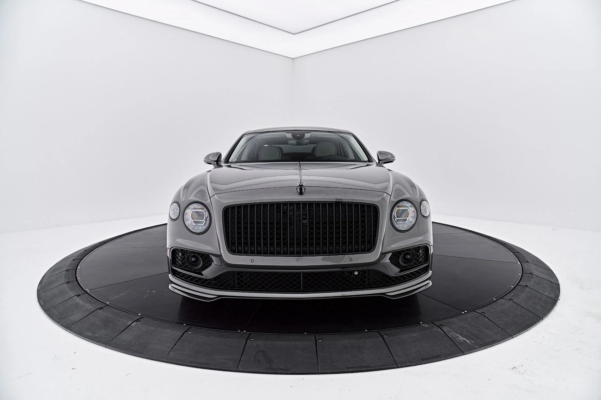 mph013_2778117191_Used_2022_Bentley_Flying_Spur_W12_1786226157_f806cd897f